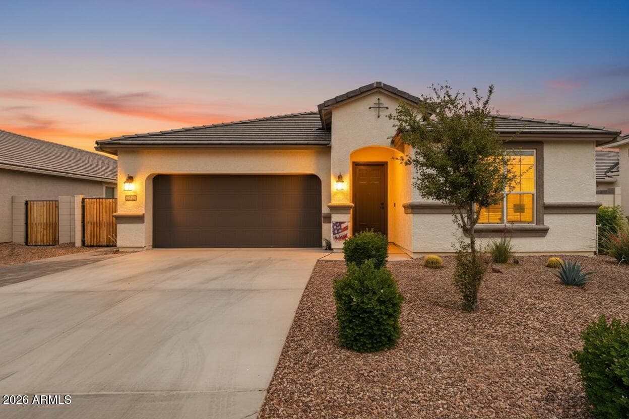 44446 W Palo Olmo Rd — photo 1