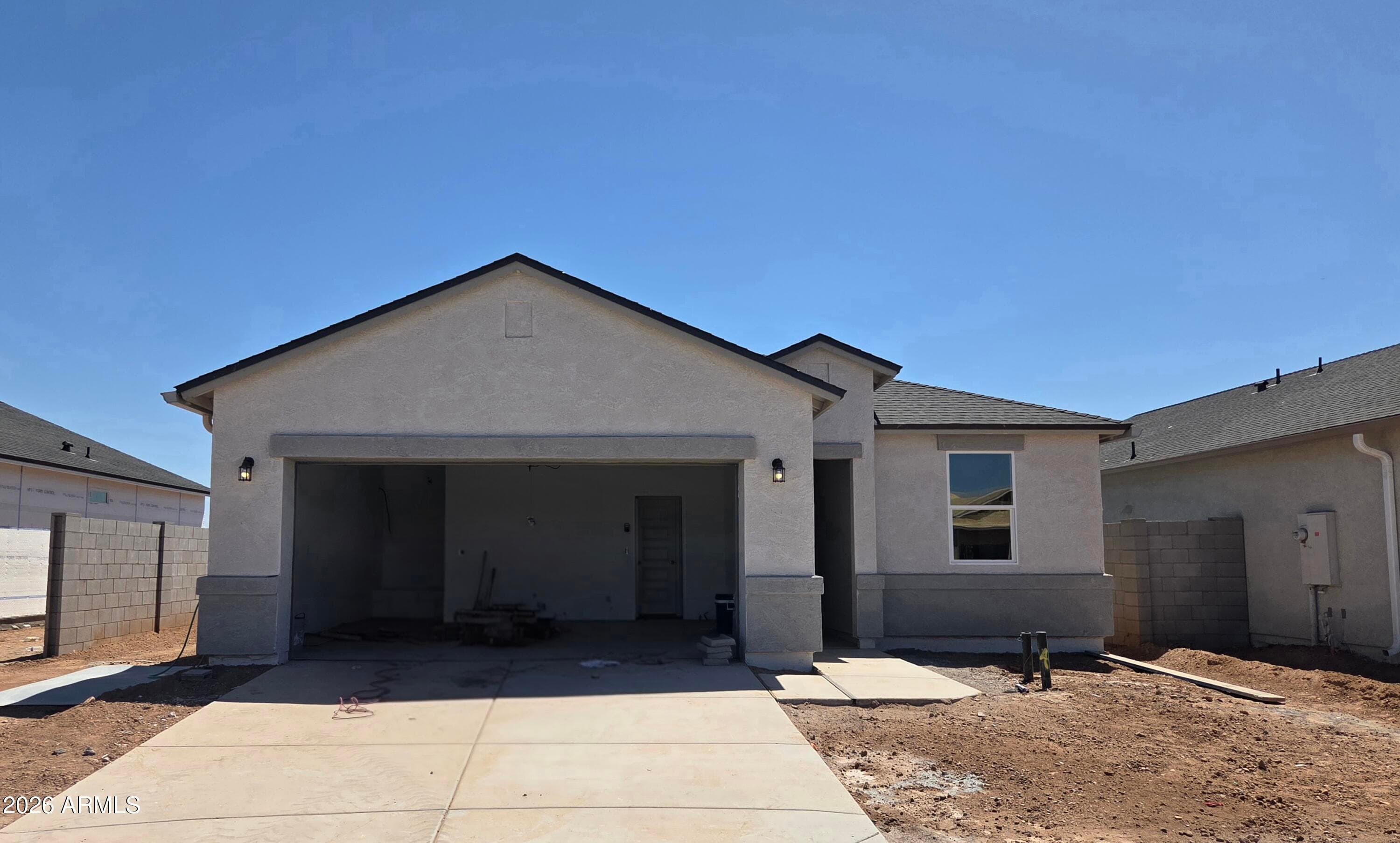 5627 E Cinder Ln — photo 1