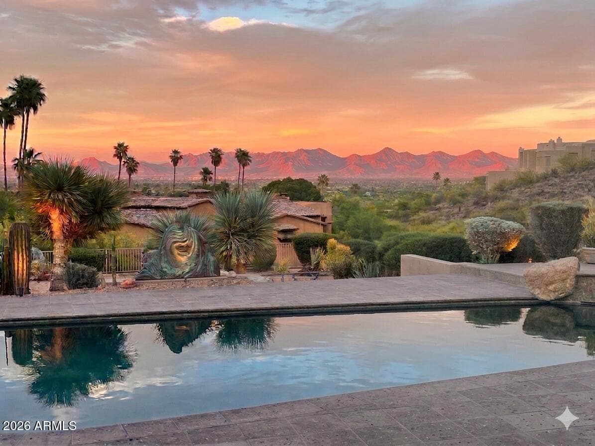 8219 N Charles Dr — photo 1