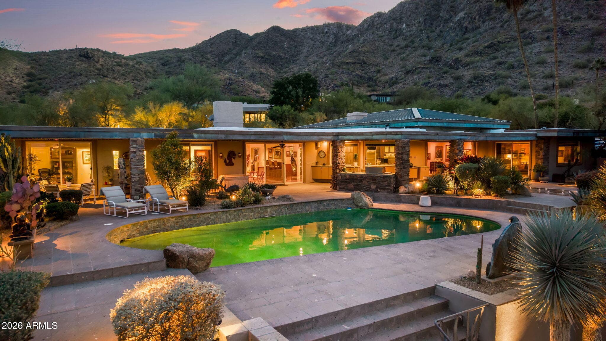 8219 N Charles Dr — photo 2