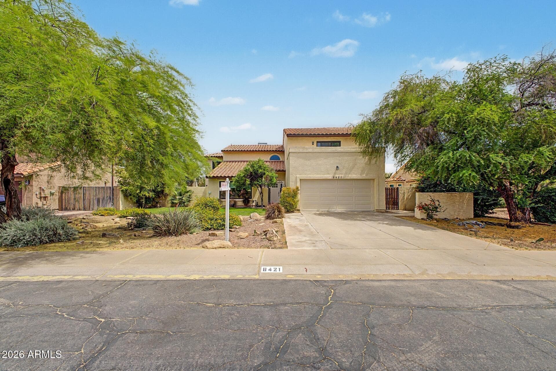 8421 S Kenwood Ln — photo 1