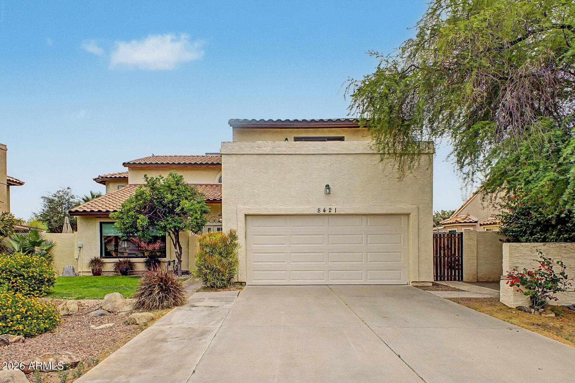 8421 S Kenwood Ln — photo 2