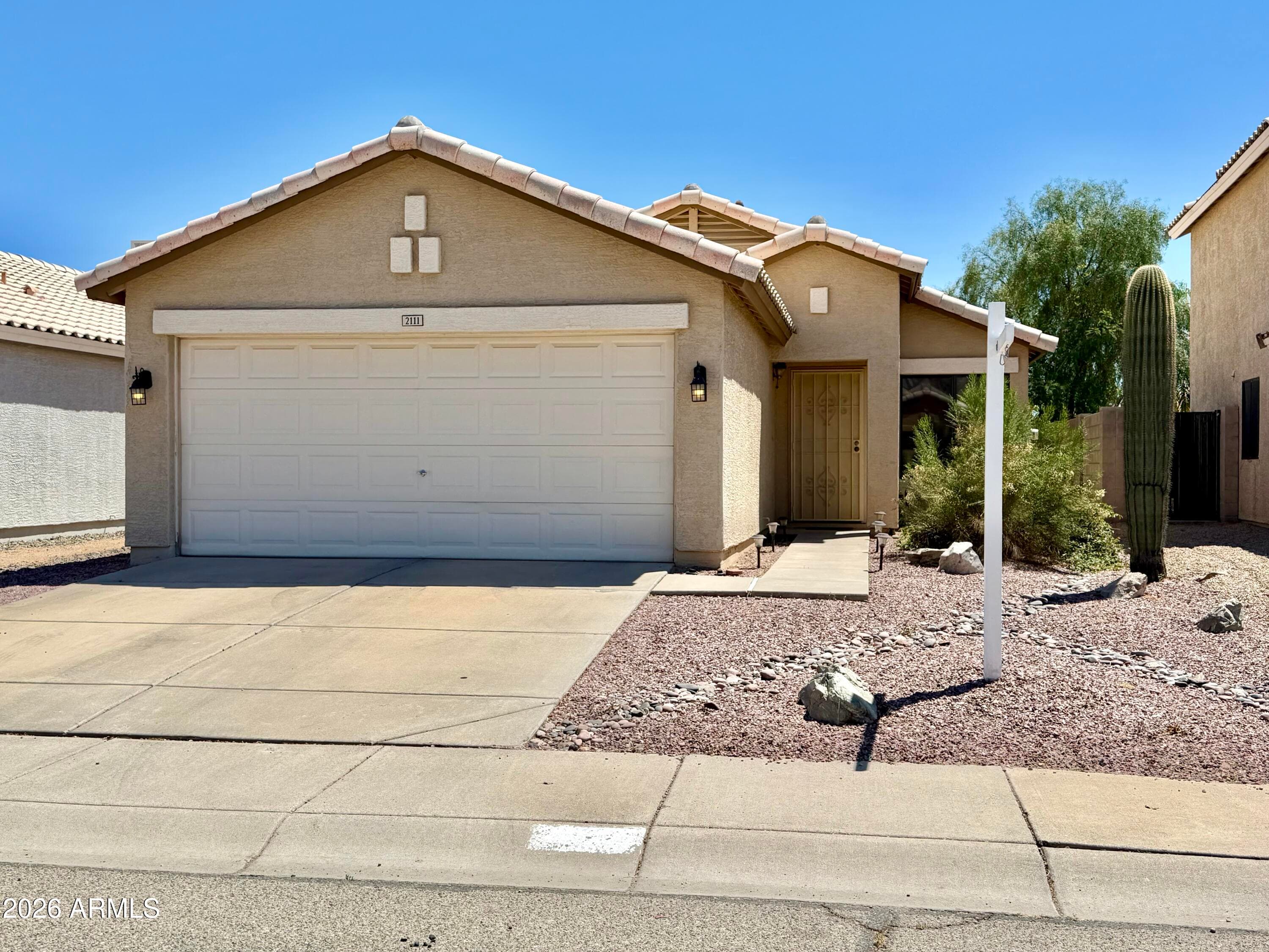 2111 E Williams Dr — photo 2