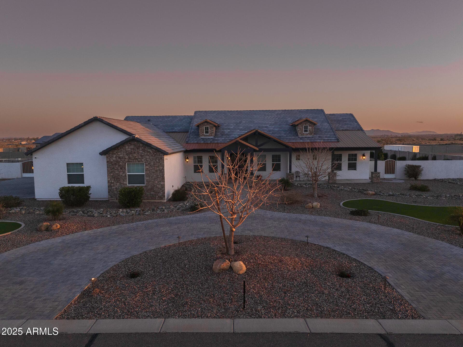 9491 W CORAL MOUNTAIN DR - Photo 1