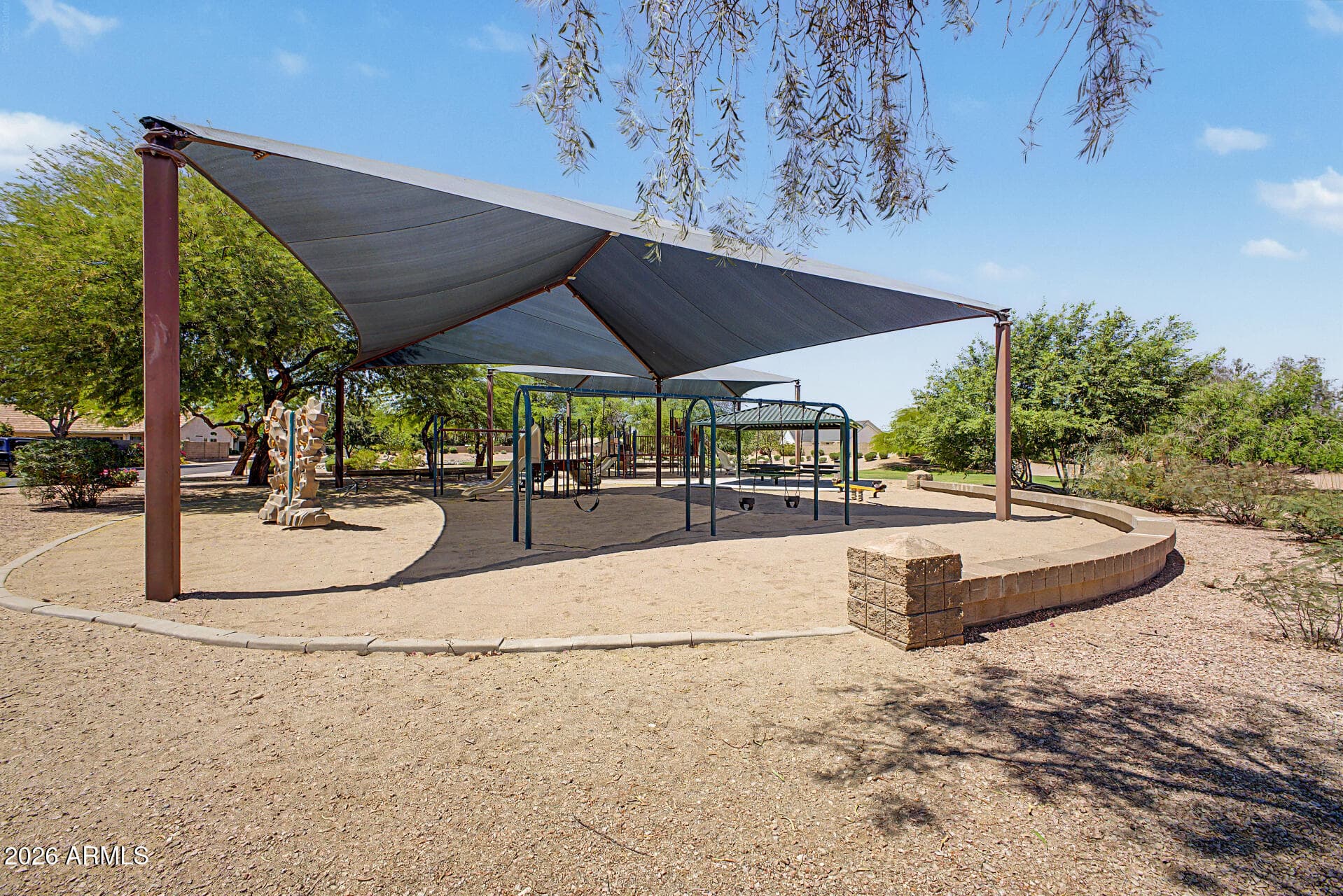 1151 E Shannon St — photo 45