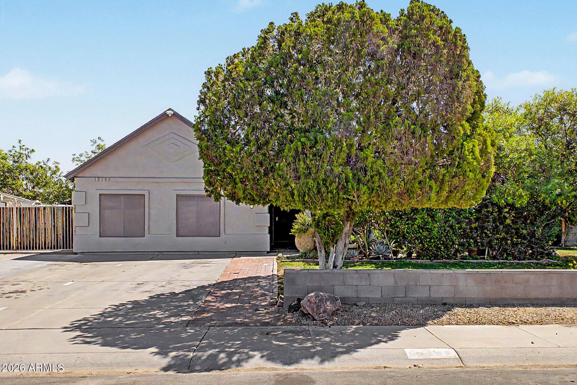 12503 N 86th Dr — photo 2