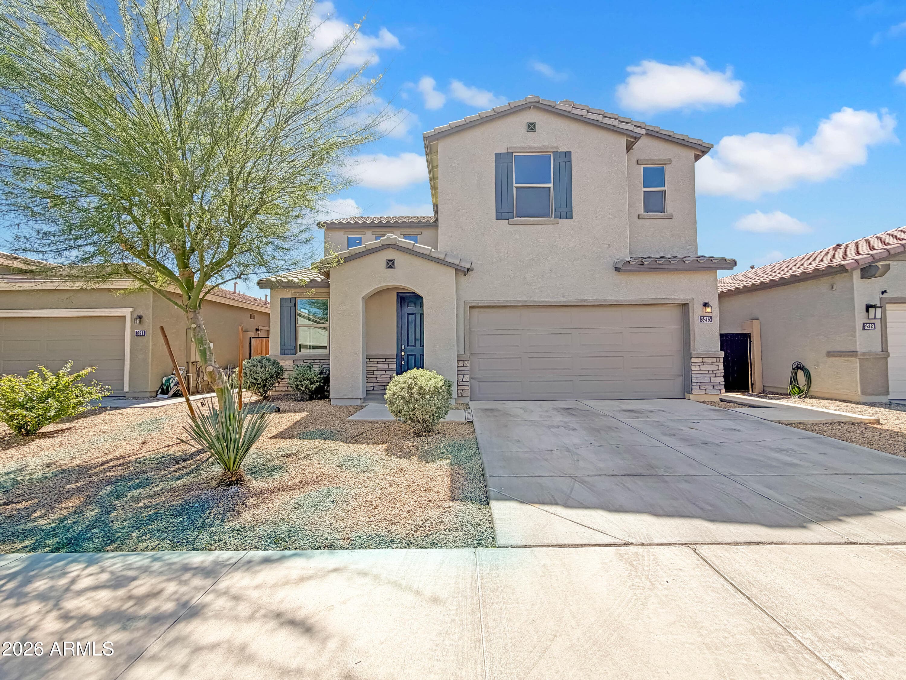 3215 W Pollack St — photo 1