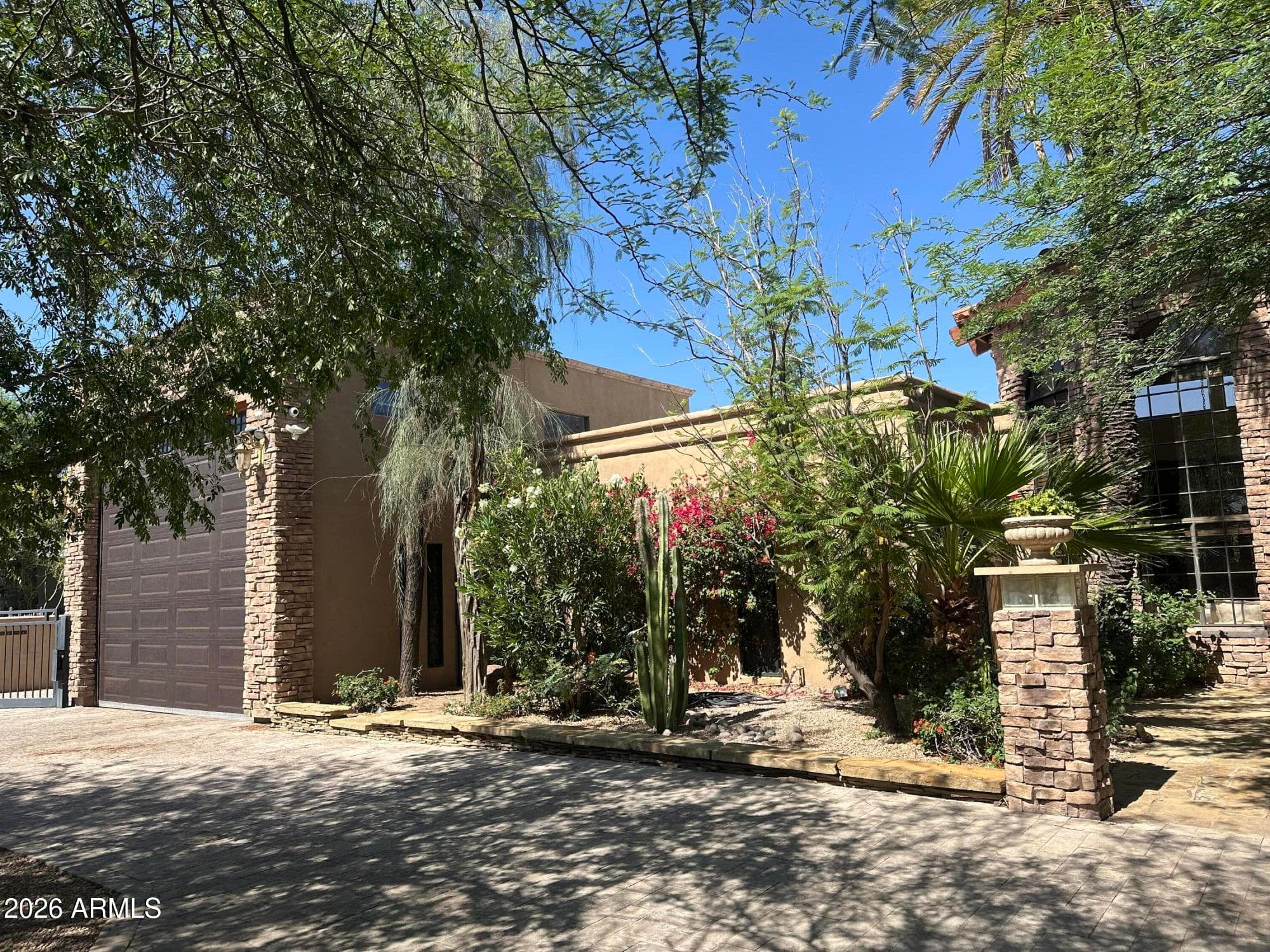 12004 N SUNDOWN DR - Photo 2
