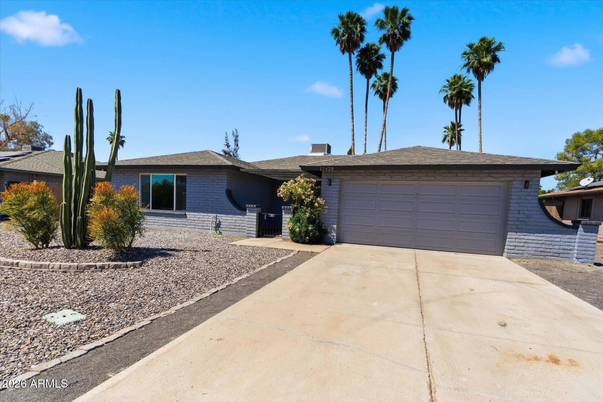 17428 N 36th Dr — photo 2