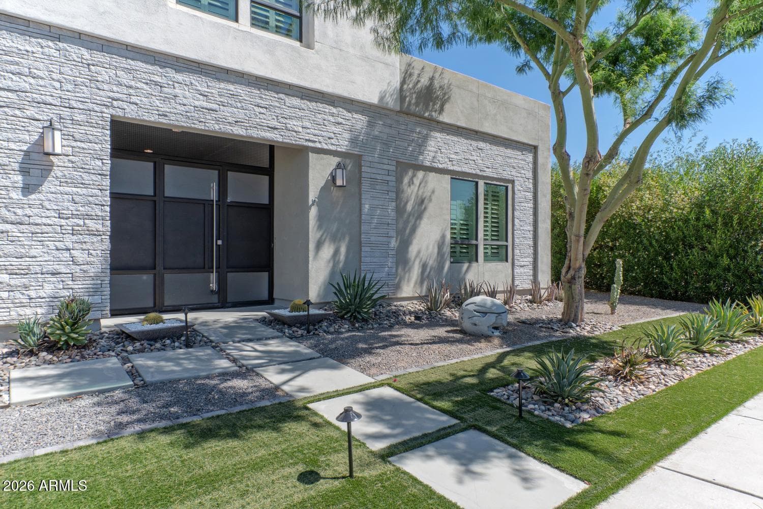3818 E Lynx Pl — photo 2