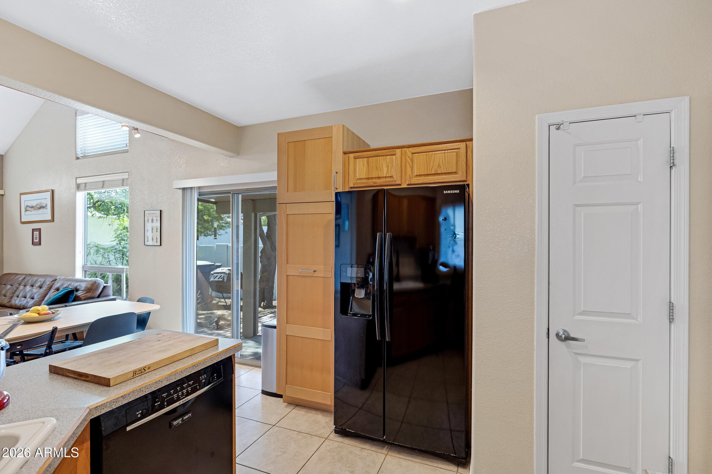 5400 S HARDY DR - Photo 4