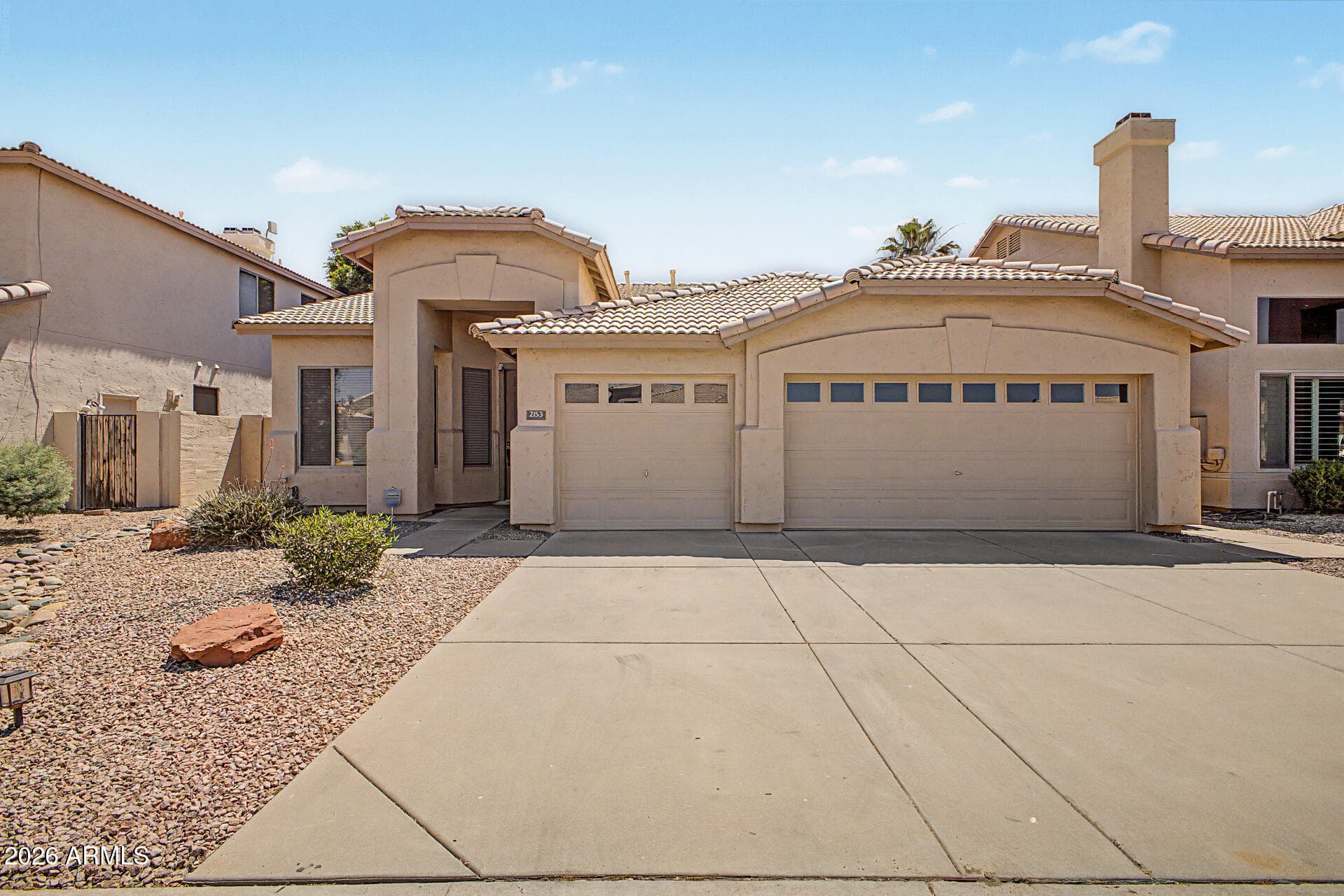 2153 W Dublin Ln — photo 2