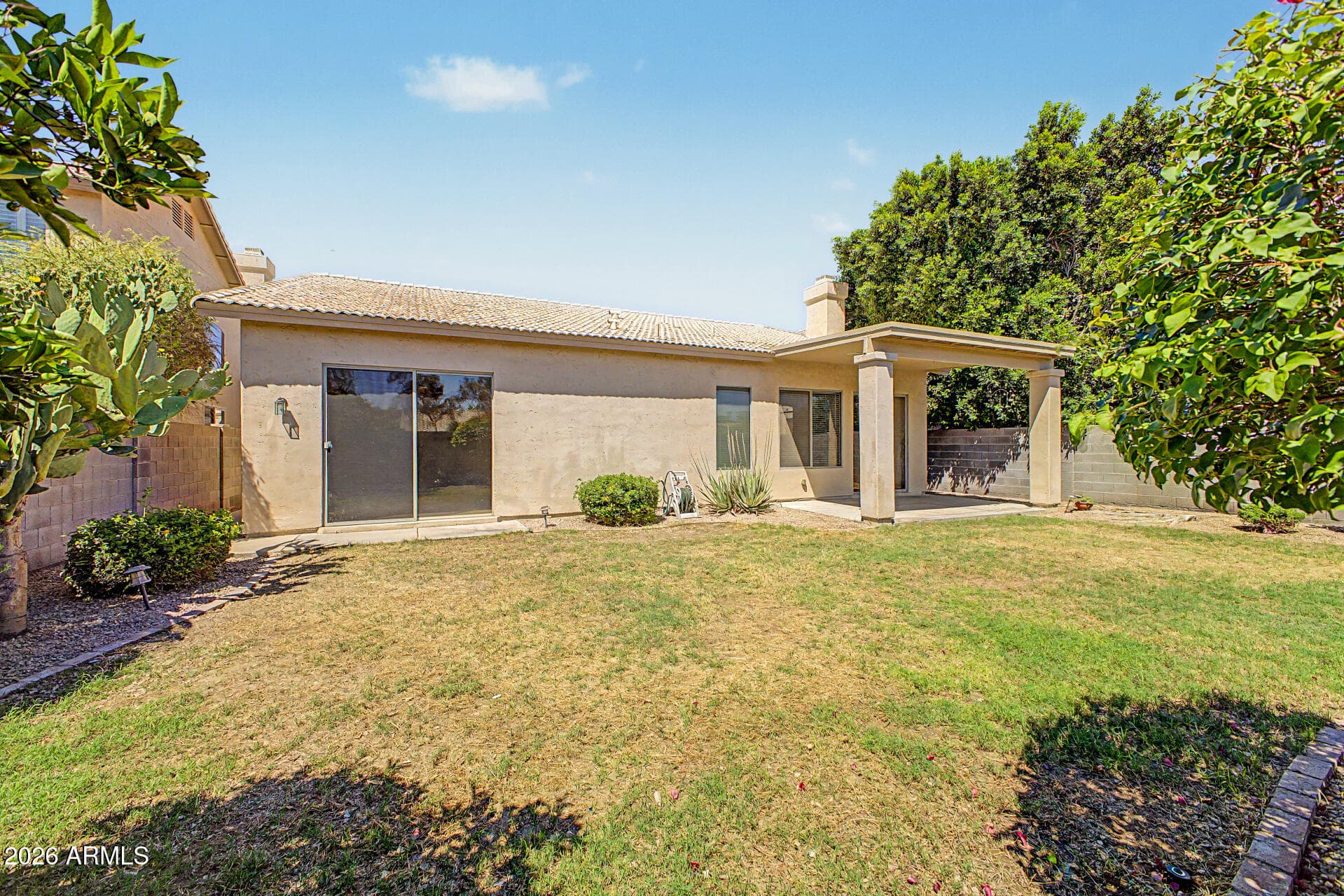 2153 W Dublin Ln — photo 33