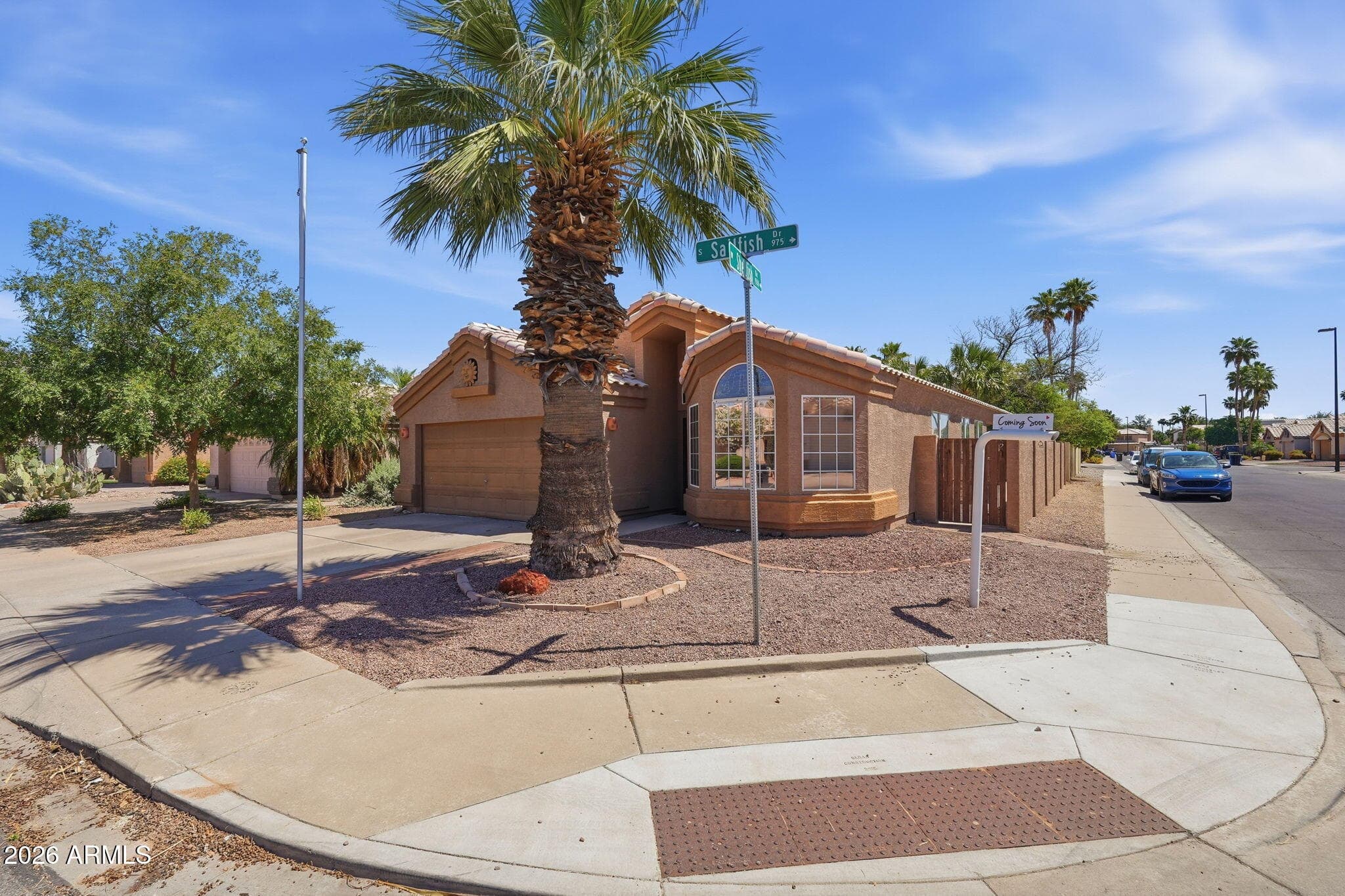 945 S Sailfish Dr — photo 2