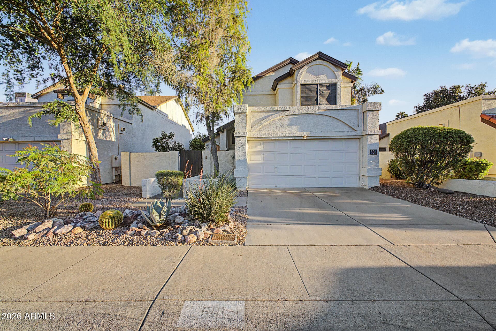 601 E Wescott Dr — photo 1