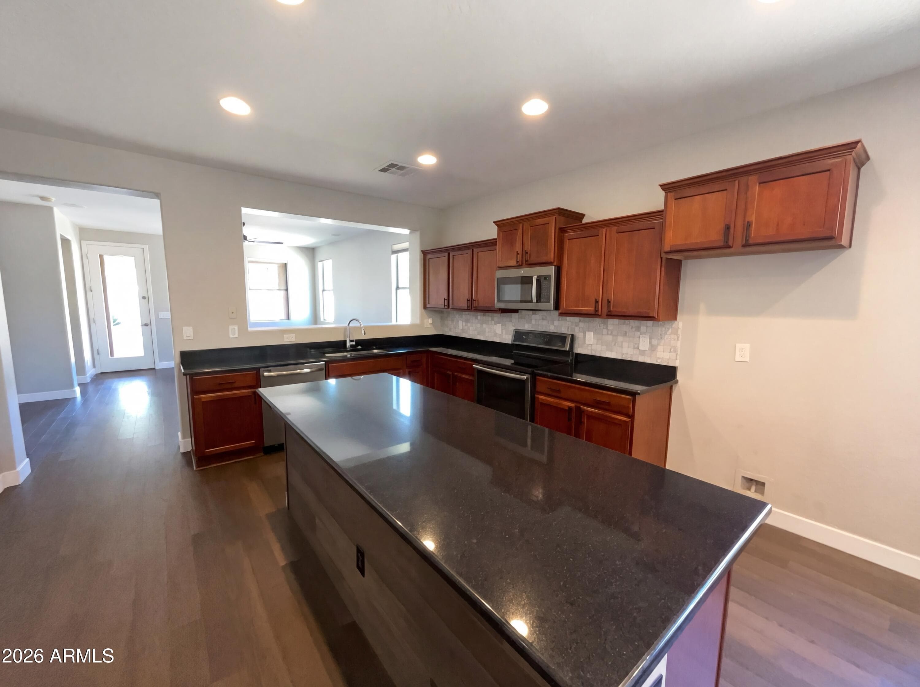 4648 S Twinleaf Dr — photo 2