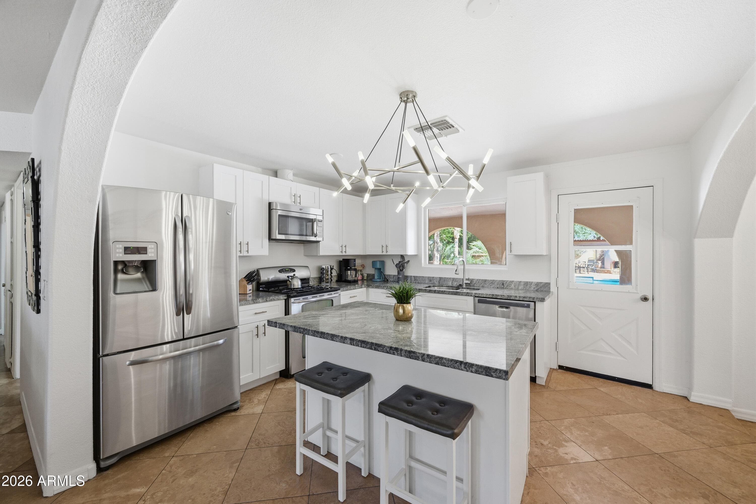 4528 E Hobart St — photo 1