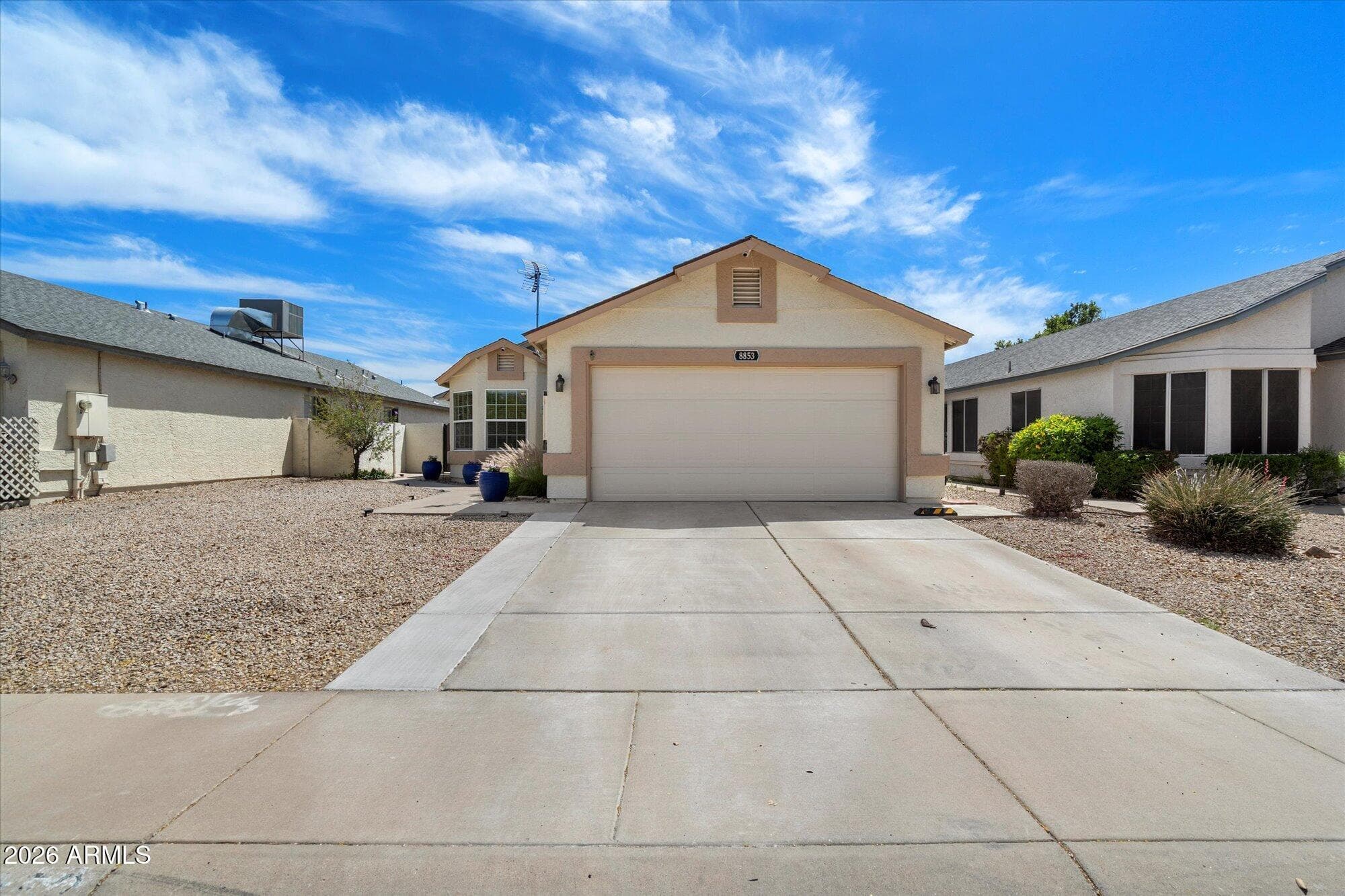 8853 W John Cabot Rd — photo 2