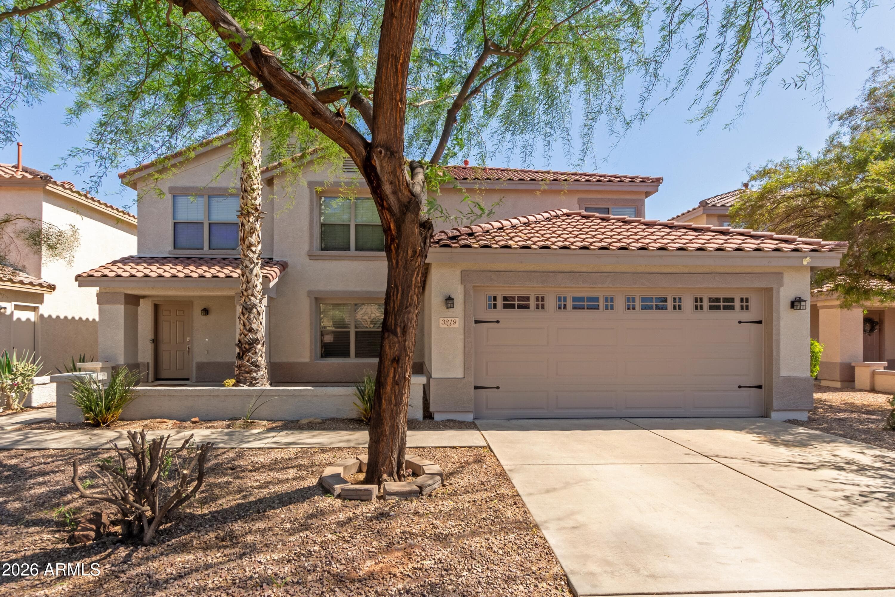 3219 W Molly Ln — photo 1