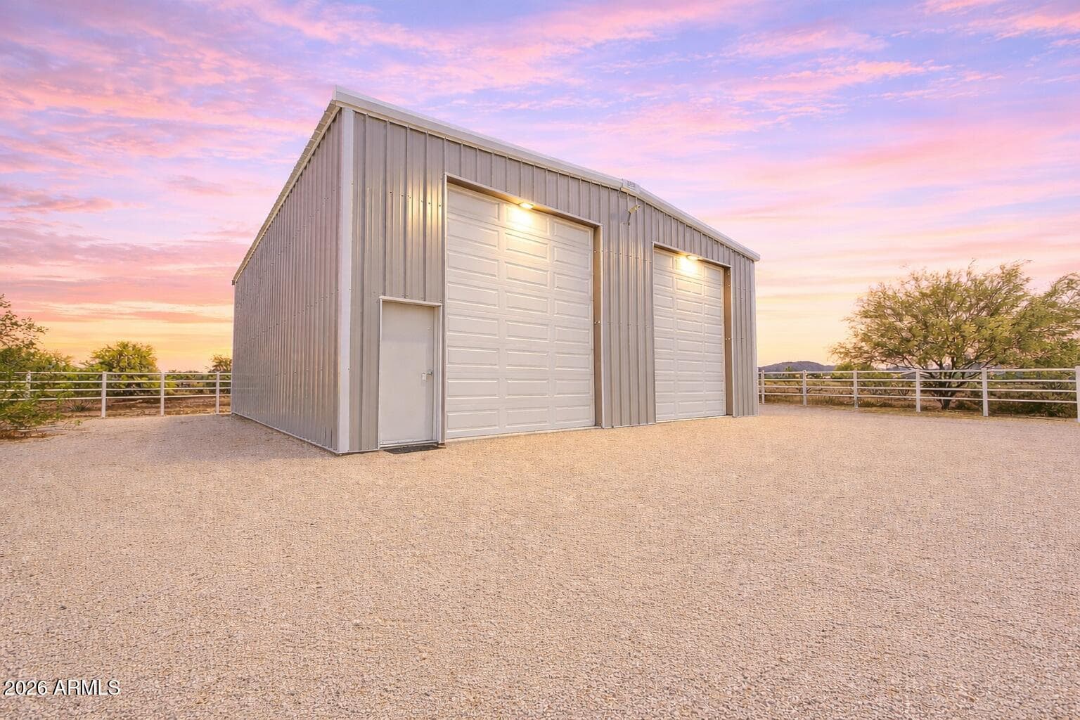 120 W Adamanda Dr — photo 2