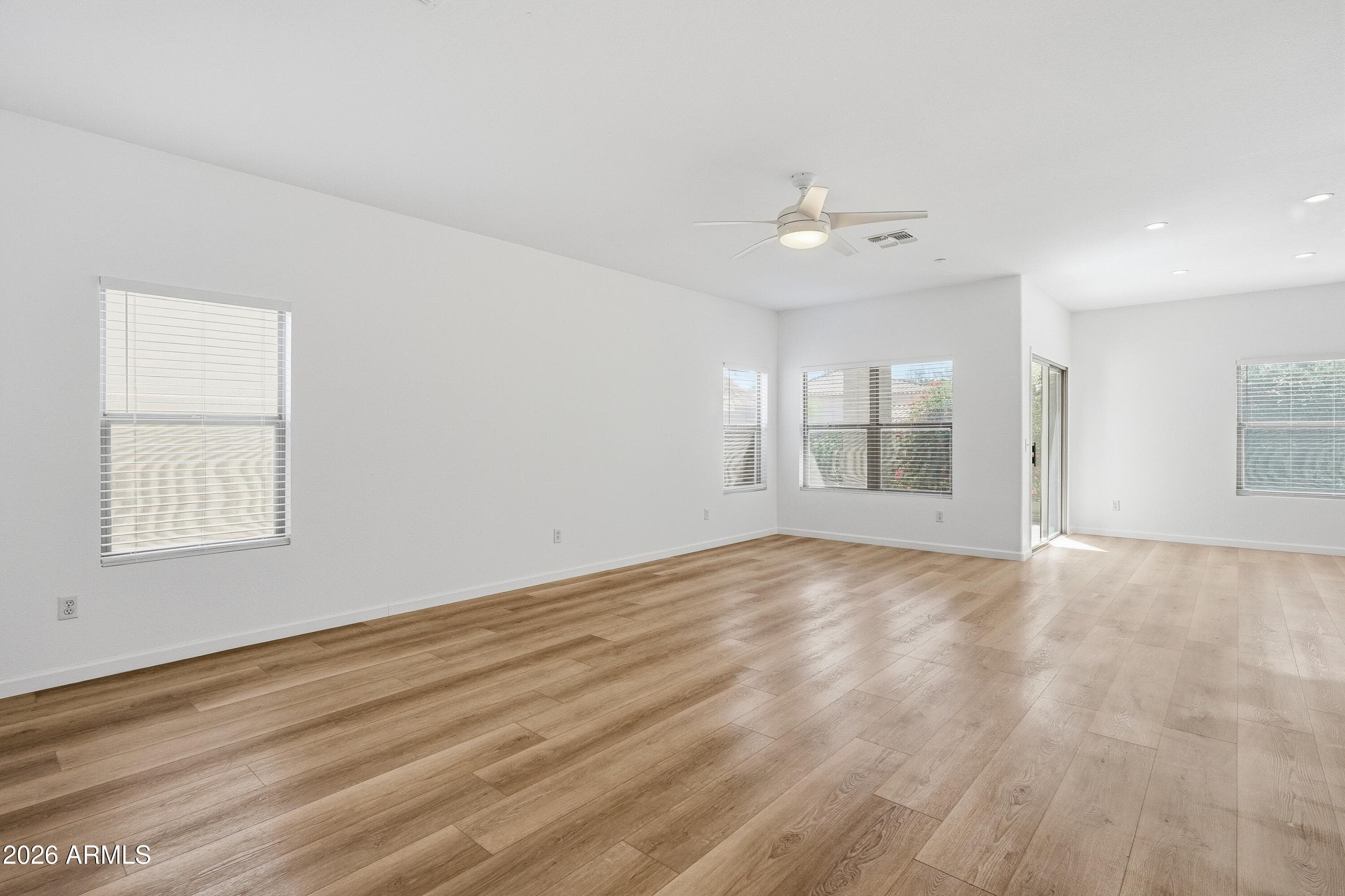 7500 E Deer Valley Rd 47 — photo 2
