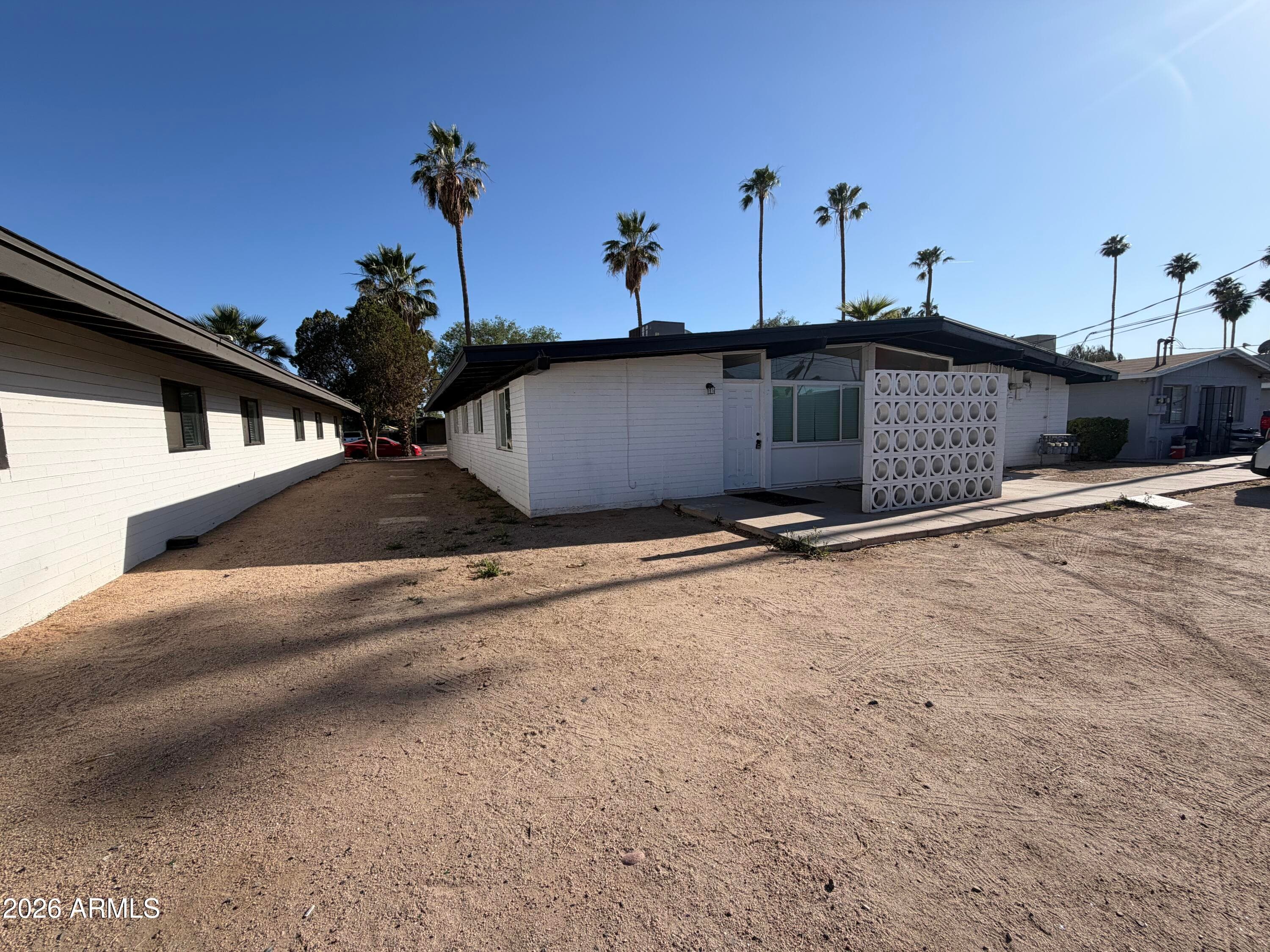 6708 E EARLL DR - Photo 2