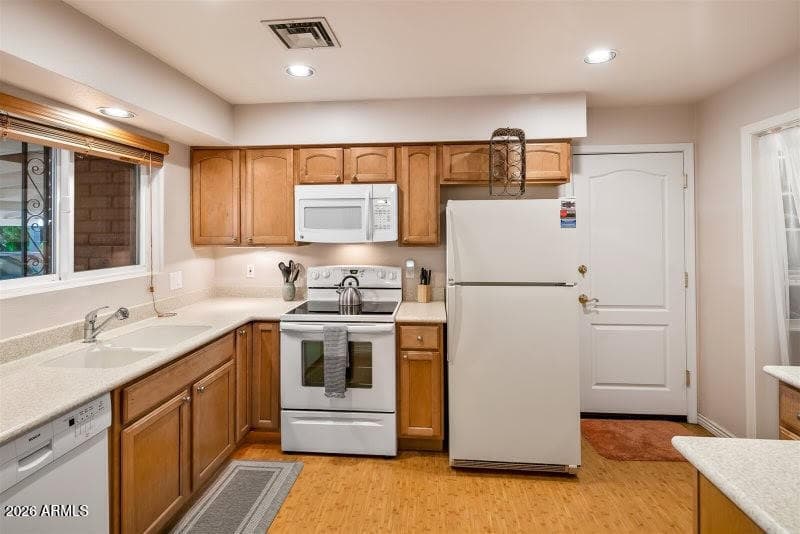 100 BELL ROCK DR - Photo 3
