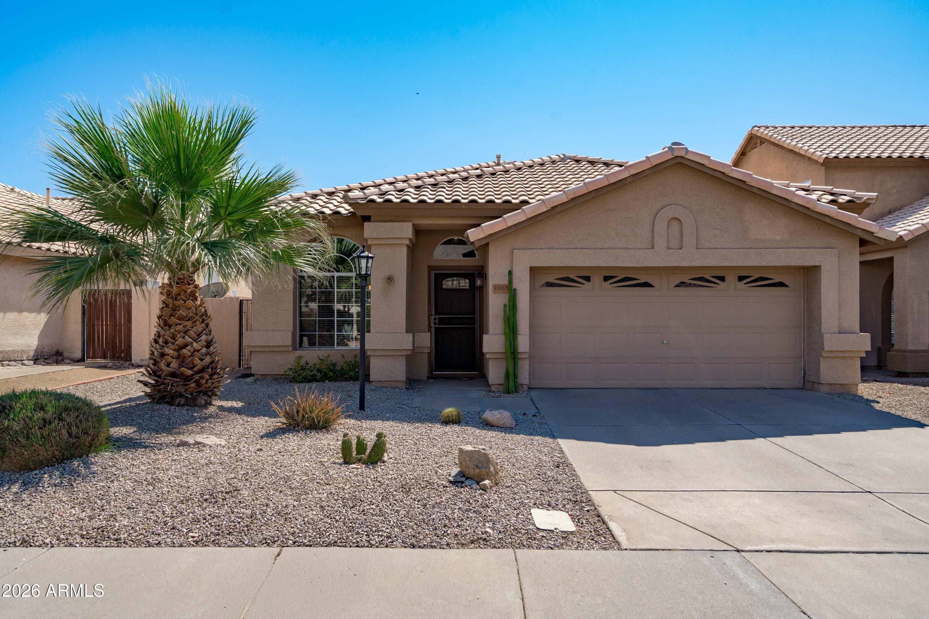 11163 E Laurel Ln — photo 2