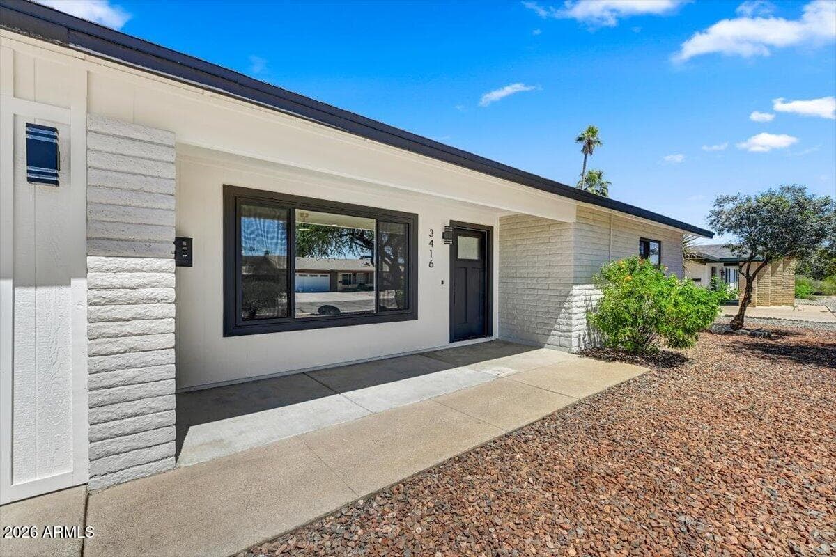 3416 E Altadena Ave — photo 2