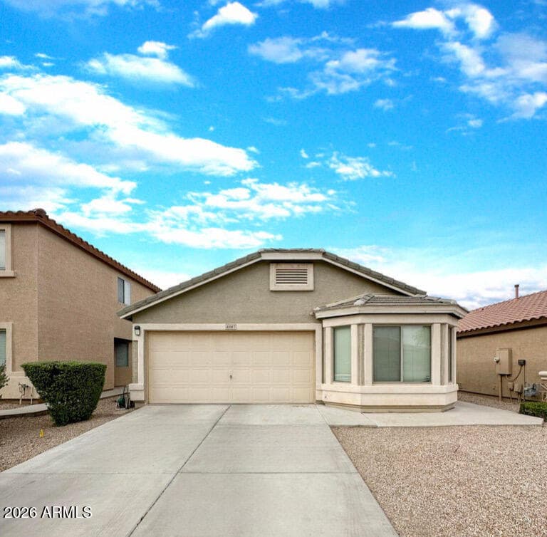40167 W Thornberry Ln — photo 1