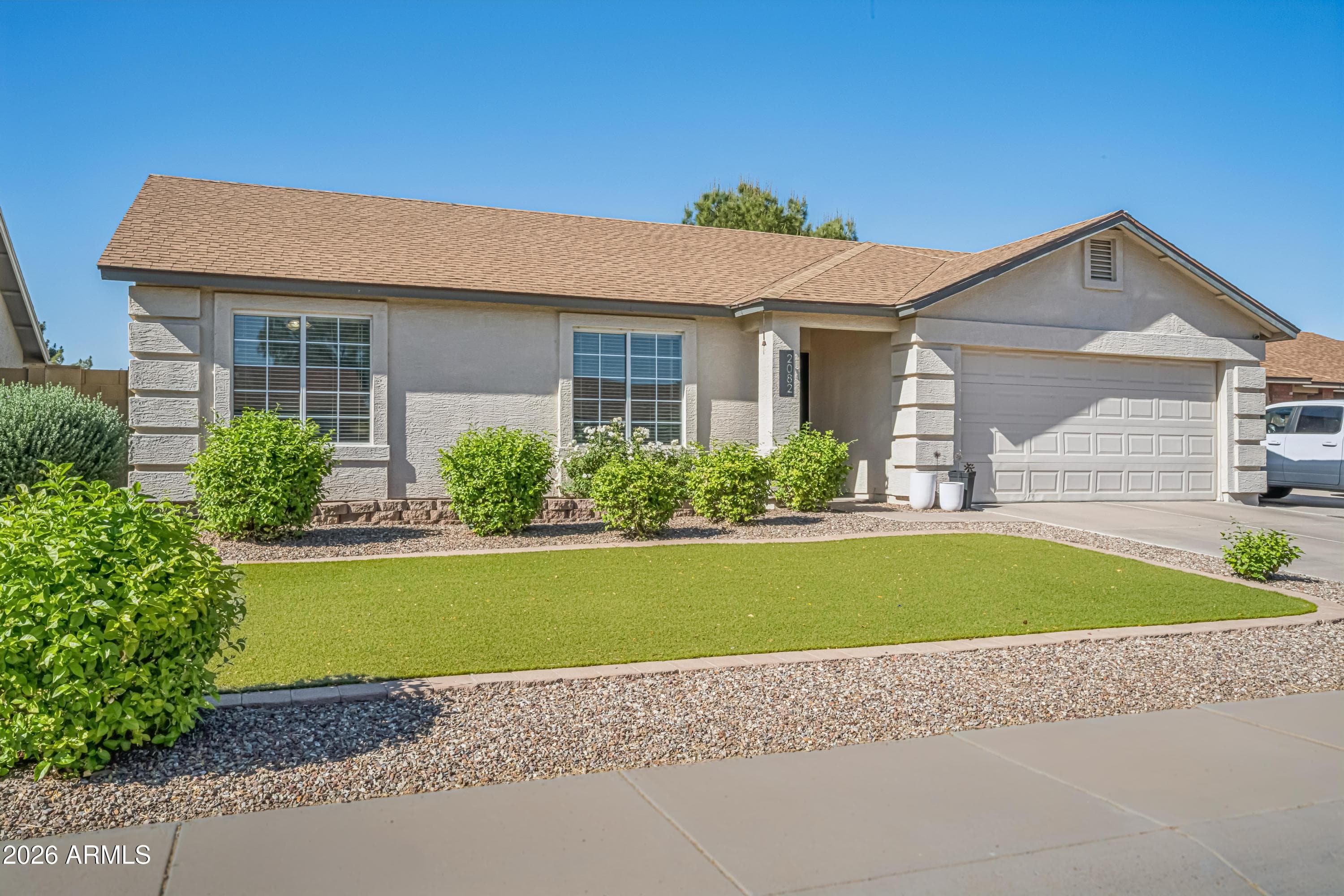 2082 E San Tan Ct — photo 1