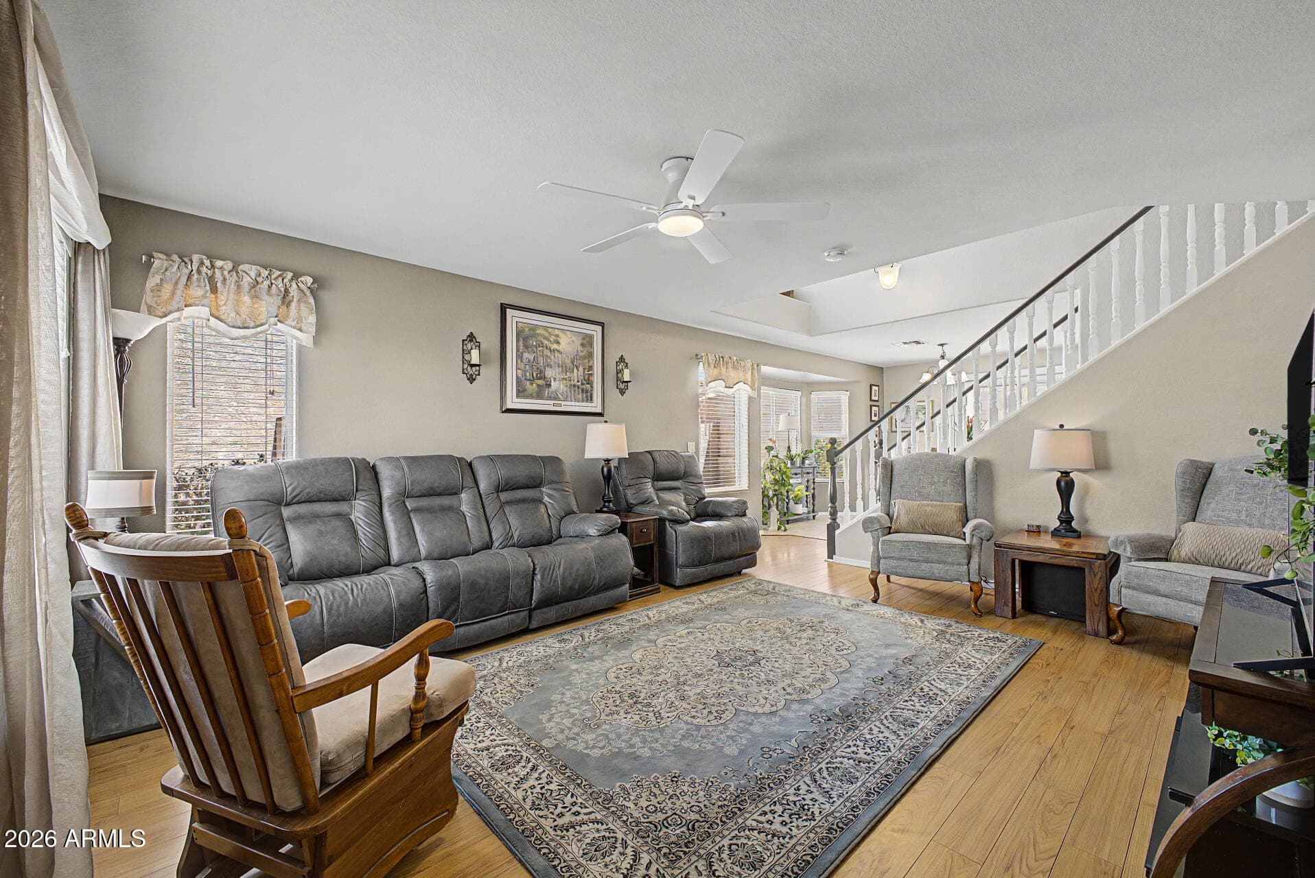 3409 N Sunaire -- — photo 2