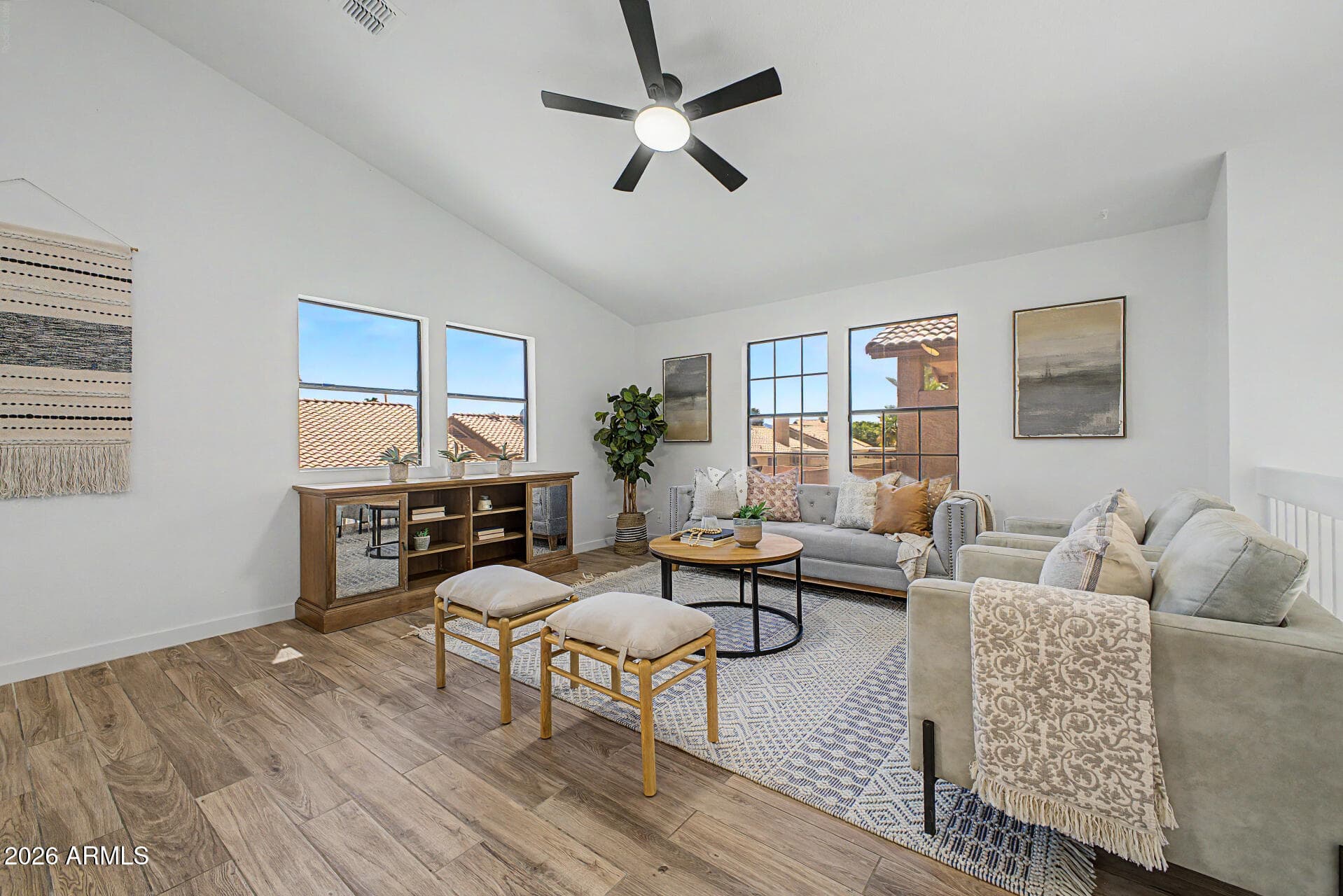 4021 E Amberwood Dr — photo 1