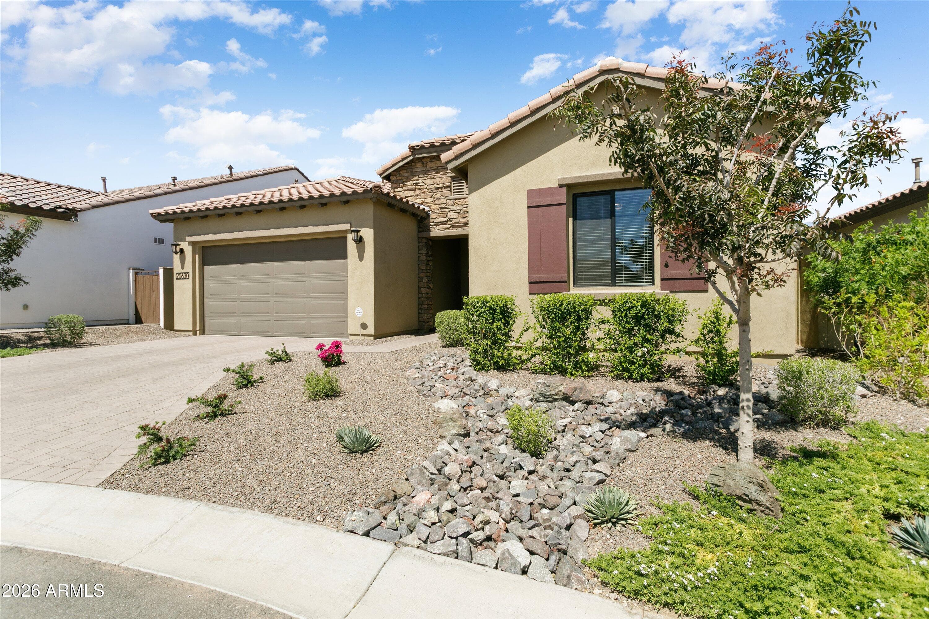 20630 W Palo Verde Dr — photo 2
