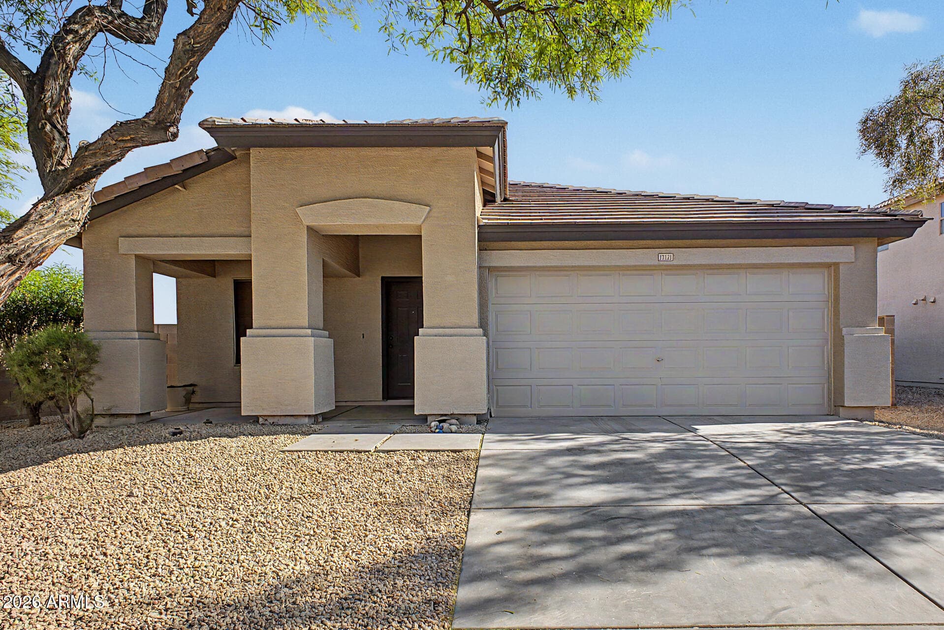 17121 W Elizabeth Ave — photo 2