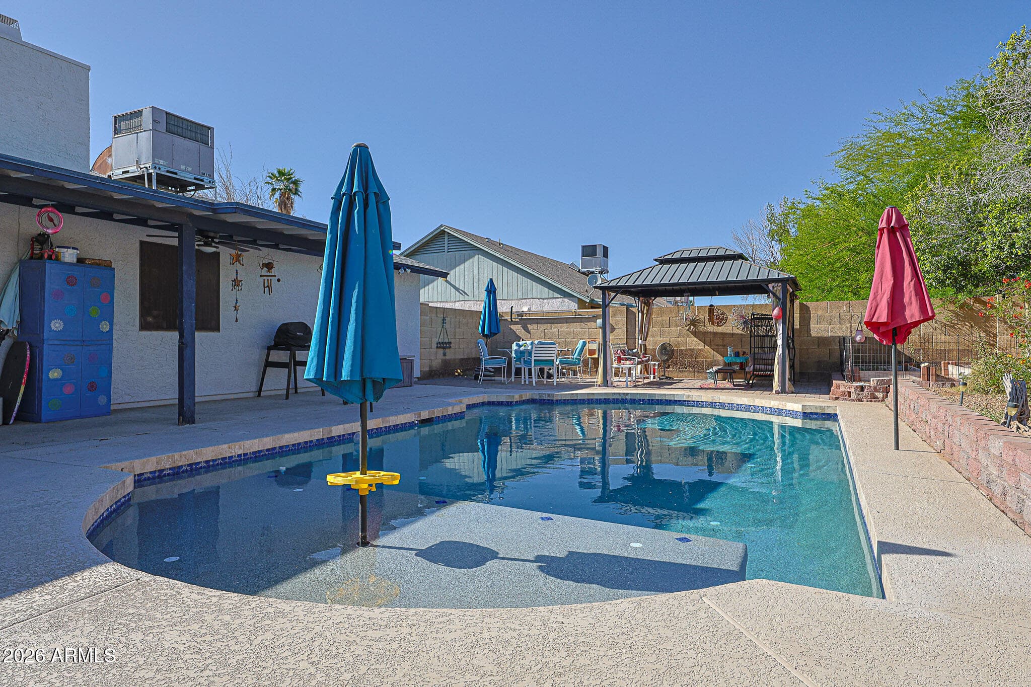8545 N 53rd Ave — photo 2