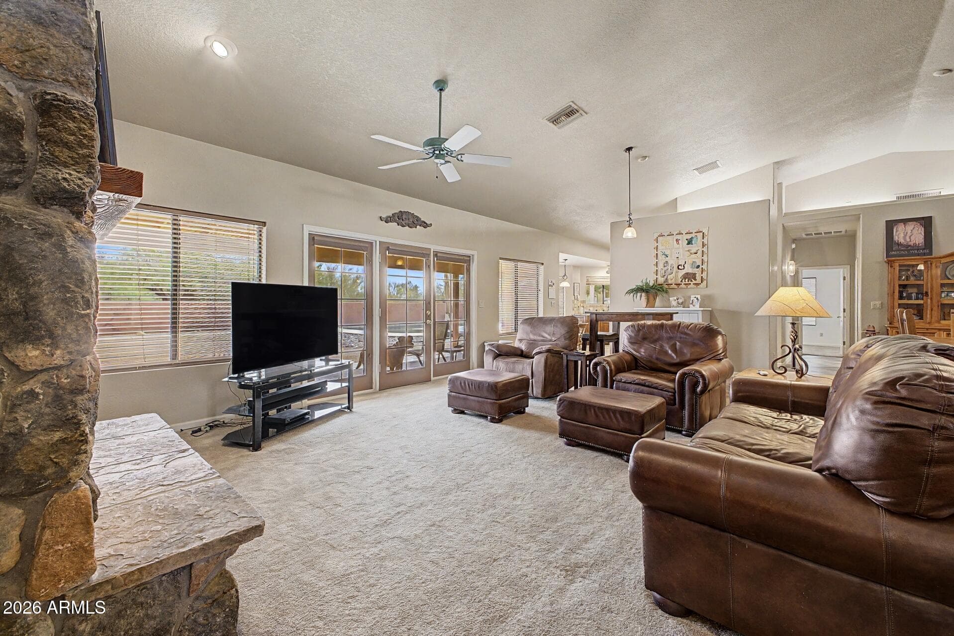 39949 N Central Ave — photo 2