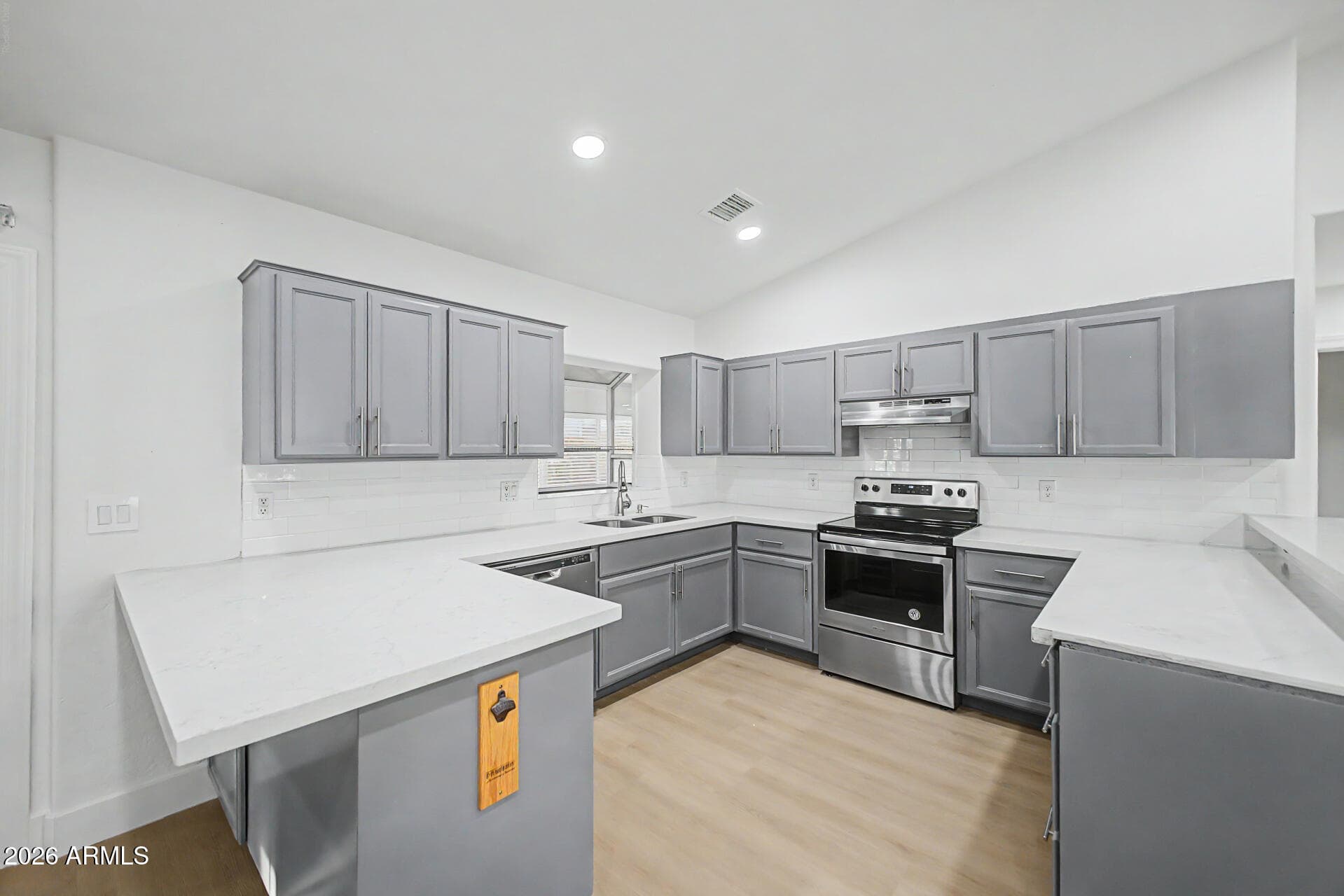 10048 W SAN LAZARO DR - See more photos