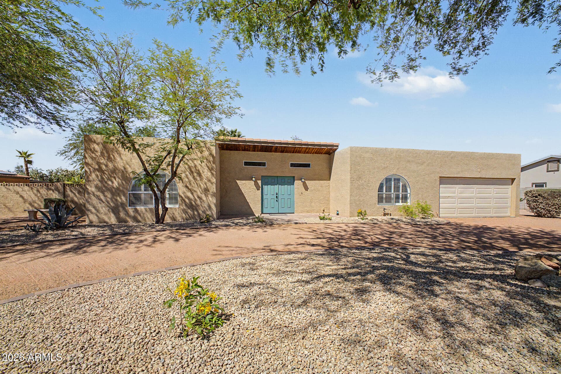 3446 E Carol Ann Way — photo 1