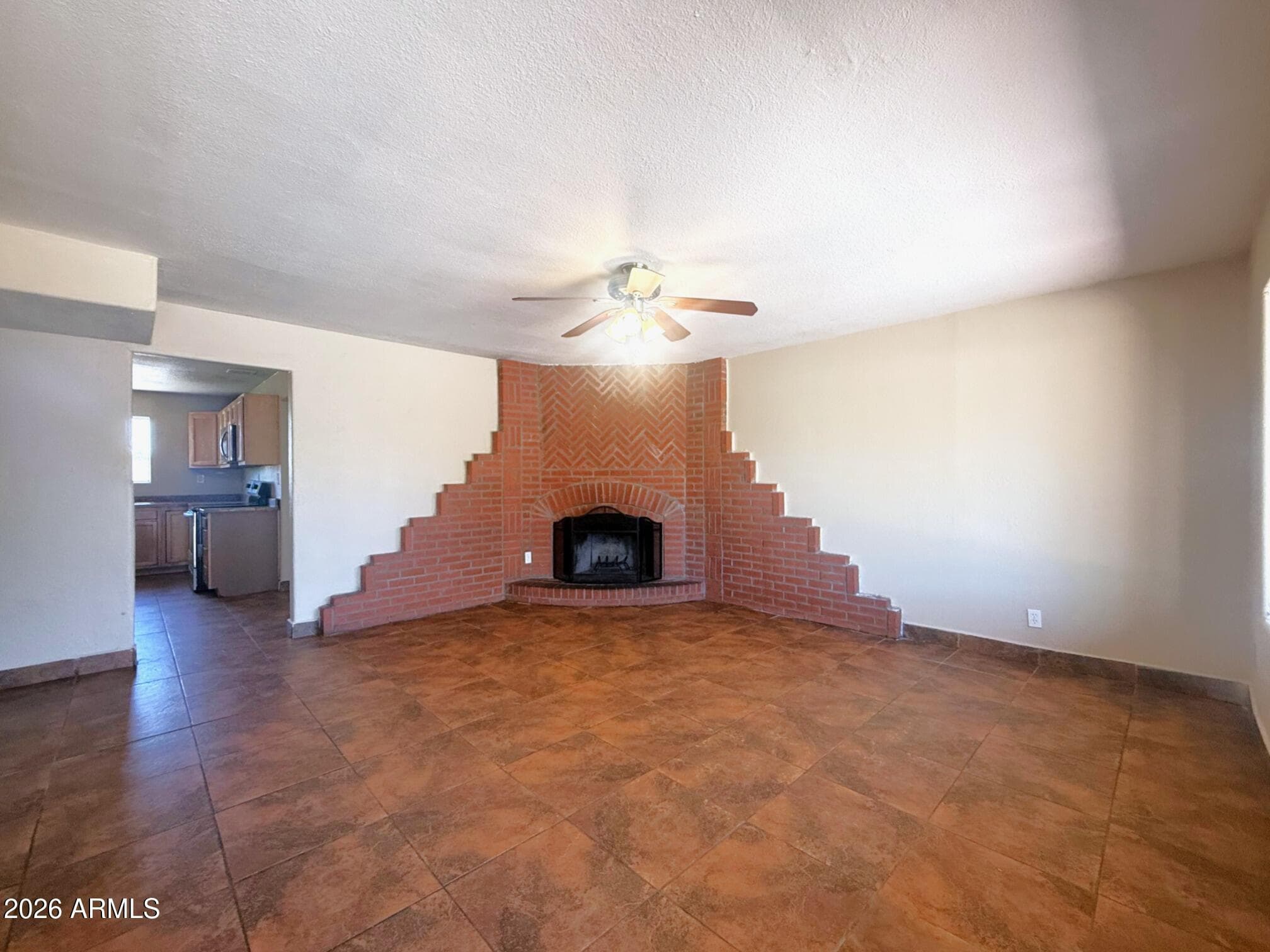 2335 E BEVERLY LN - Photo 2