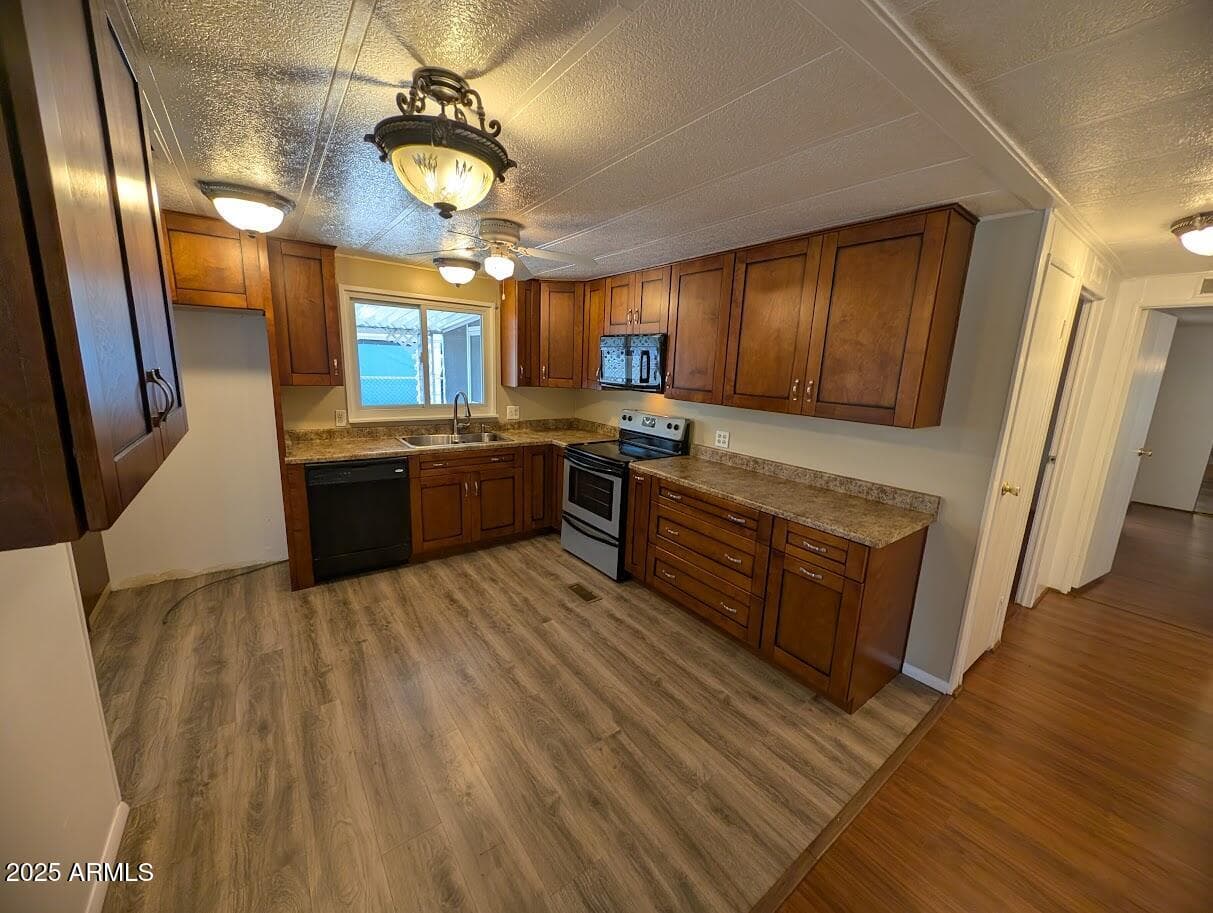 18003 N 2ND ST - Photo 4
