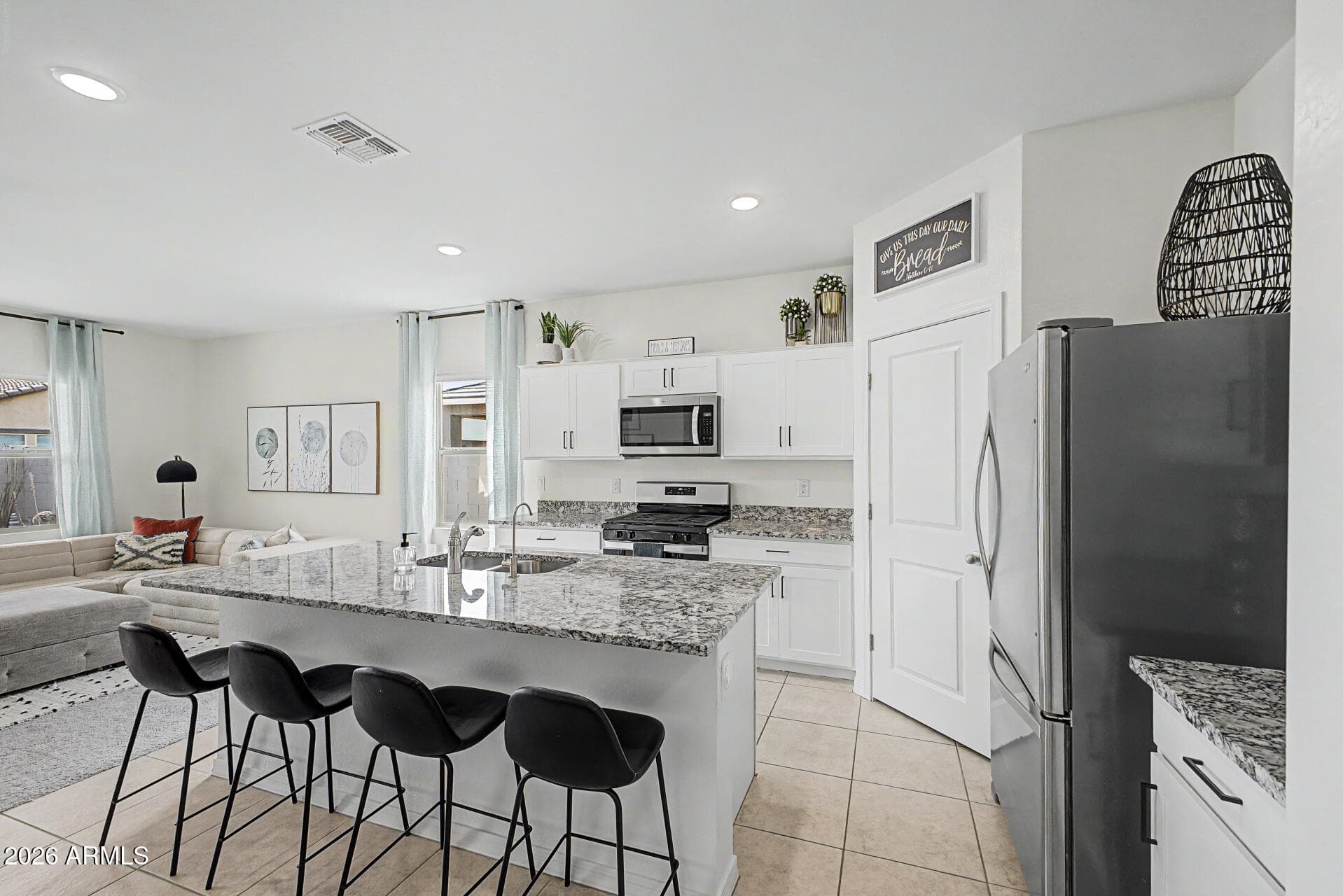 5631 W Moody Trail — photo 1