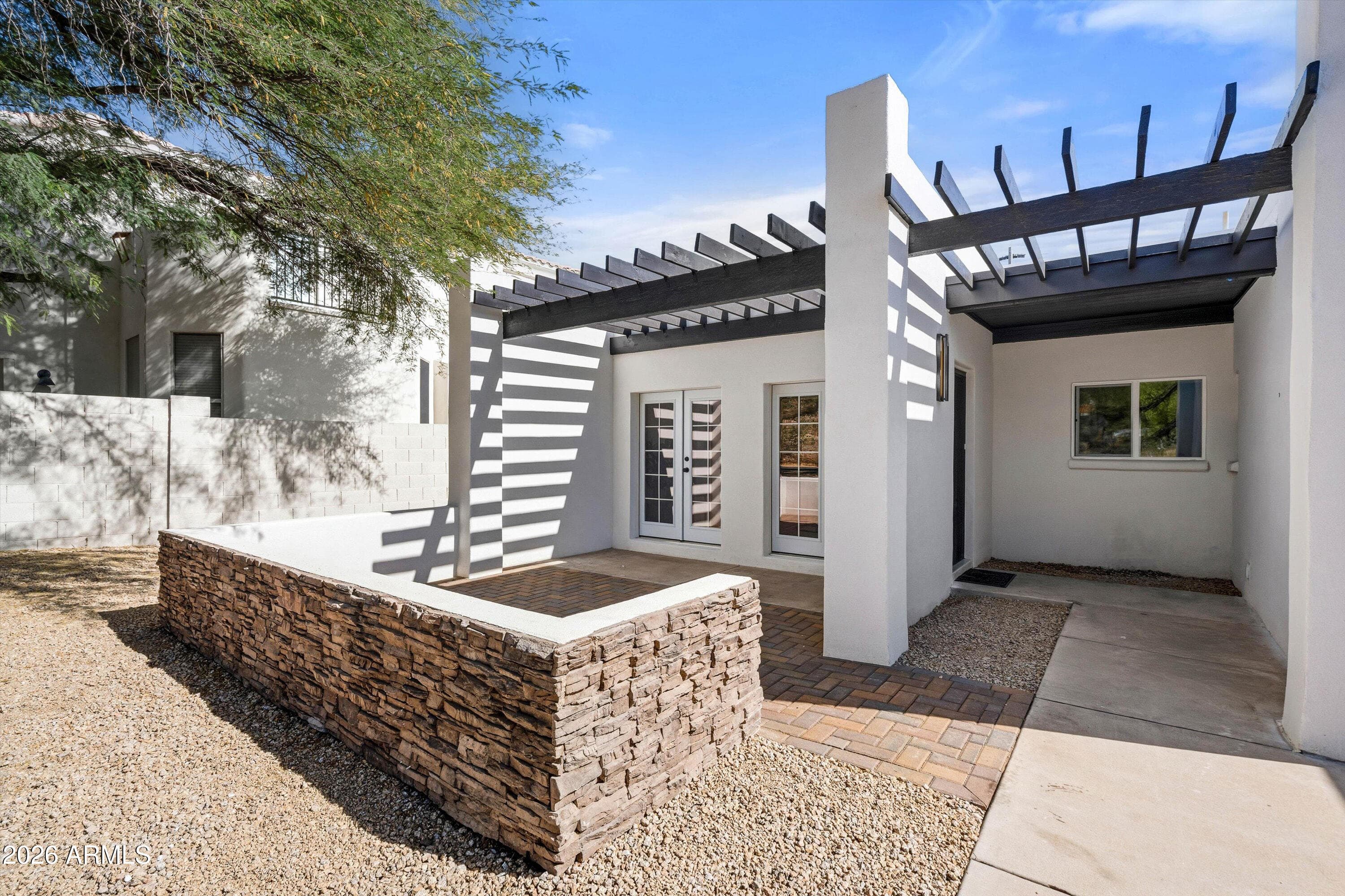 1541 E Las Palmaritas Dr — photo 2