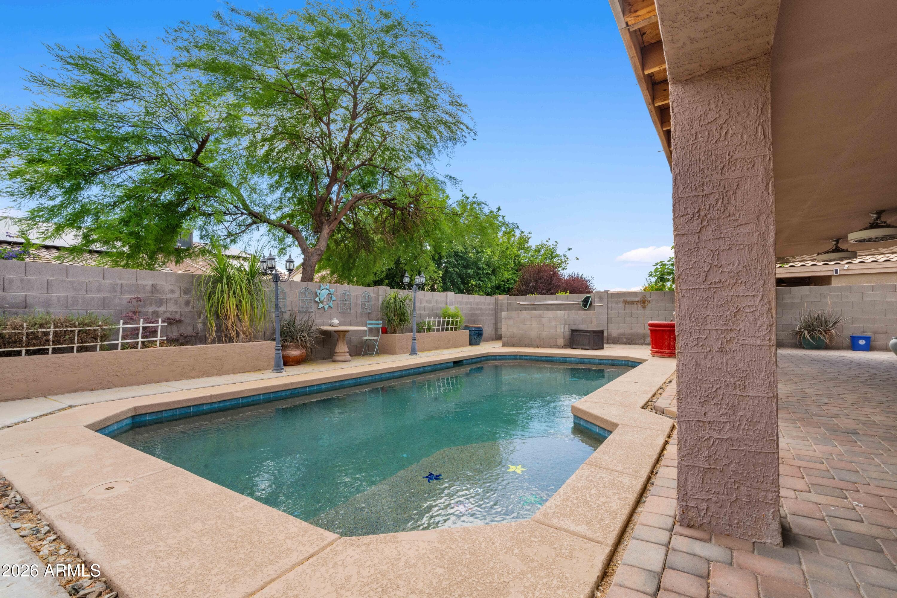 12925 W Gelding Dr — photo 2