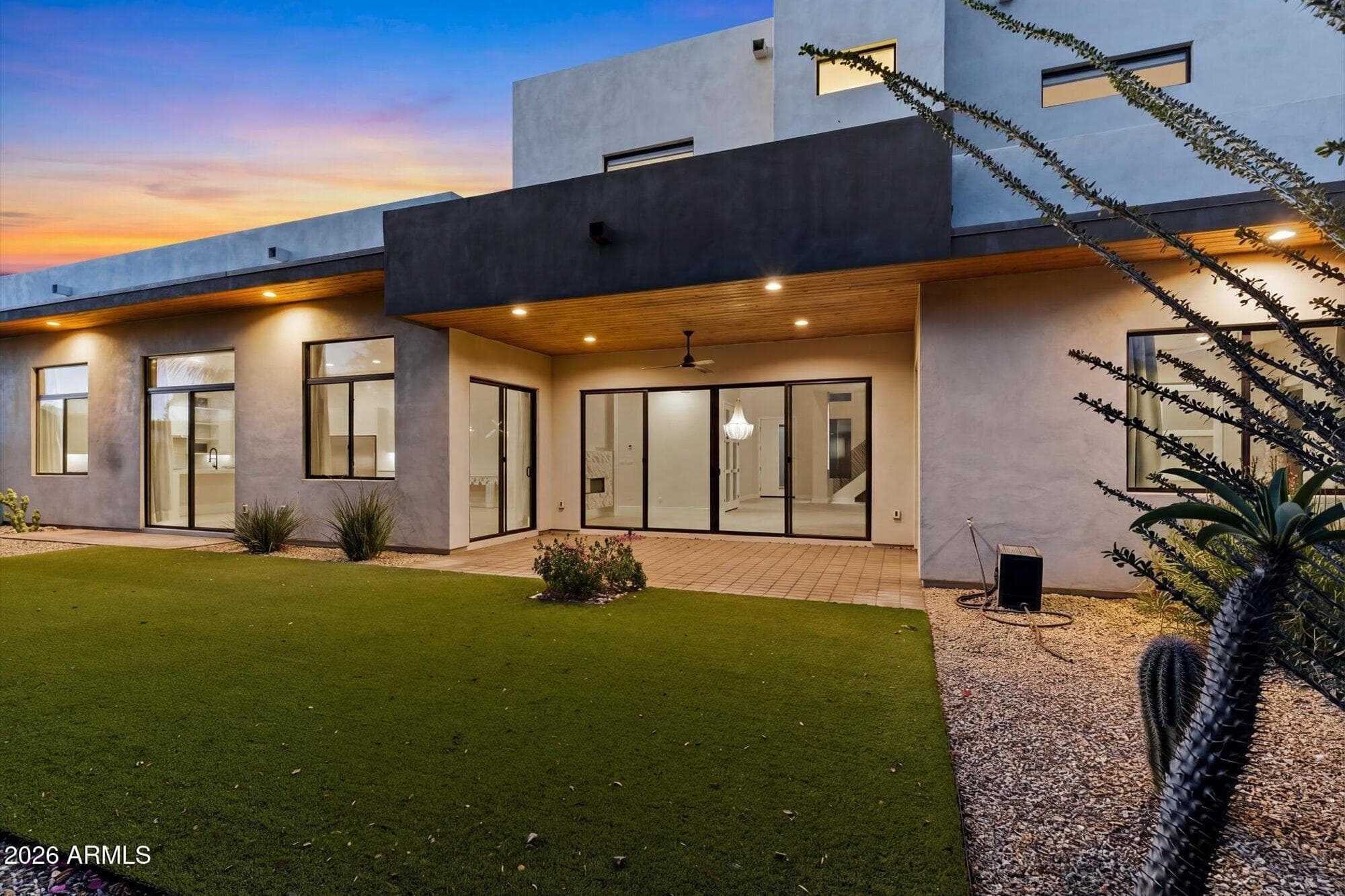 10929 E North Ln — photo 2