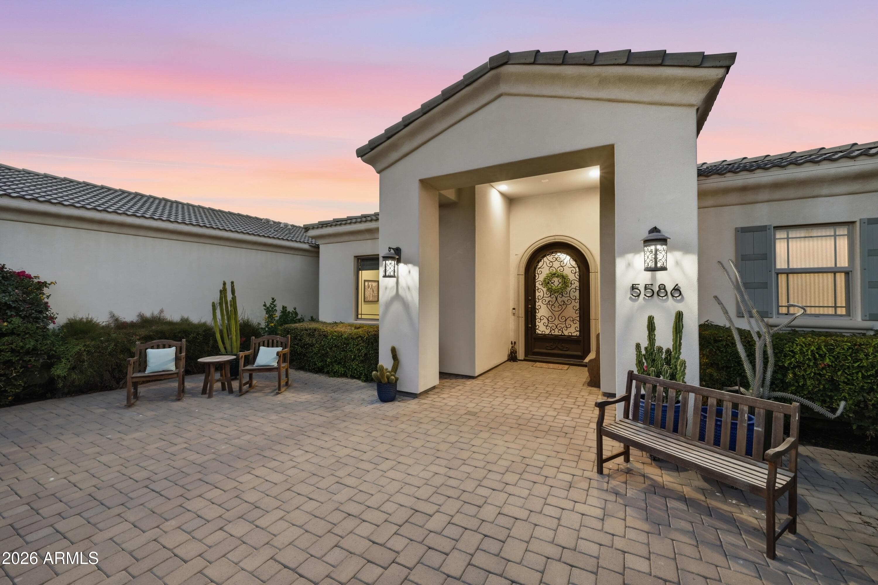 5586 W Rock Ct — photo 2