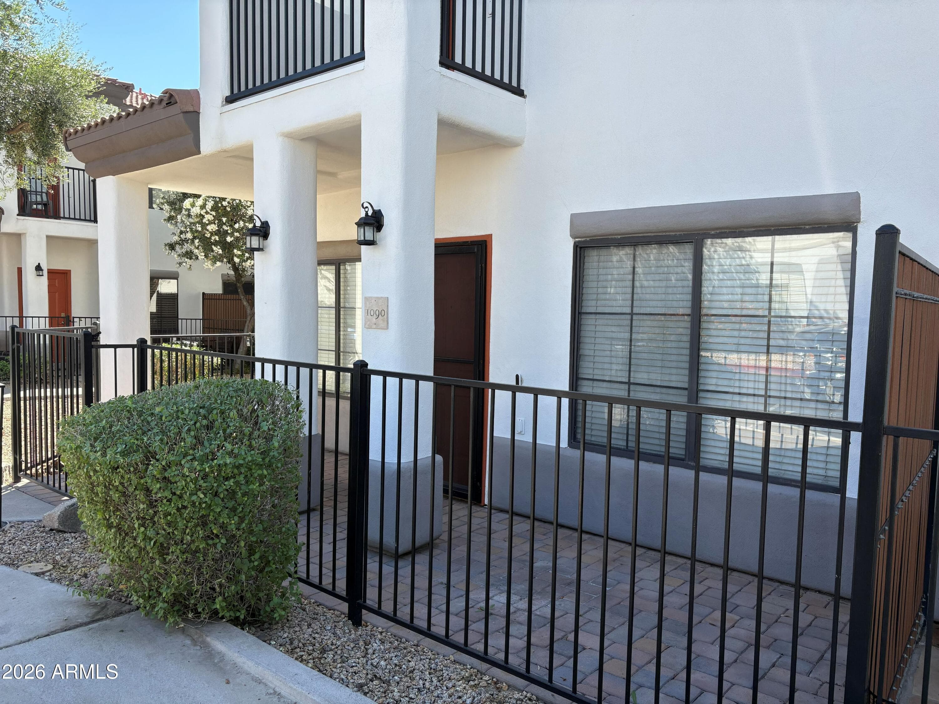 3150 E Beardsley Rd 1090 — photo 1