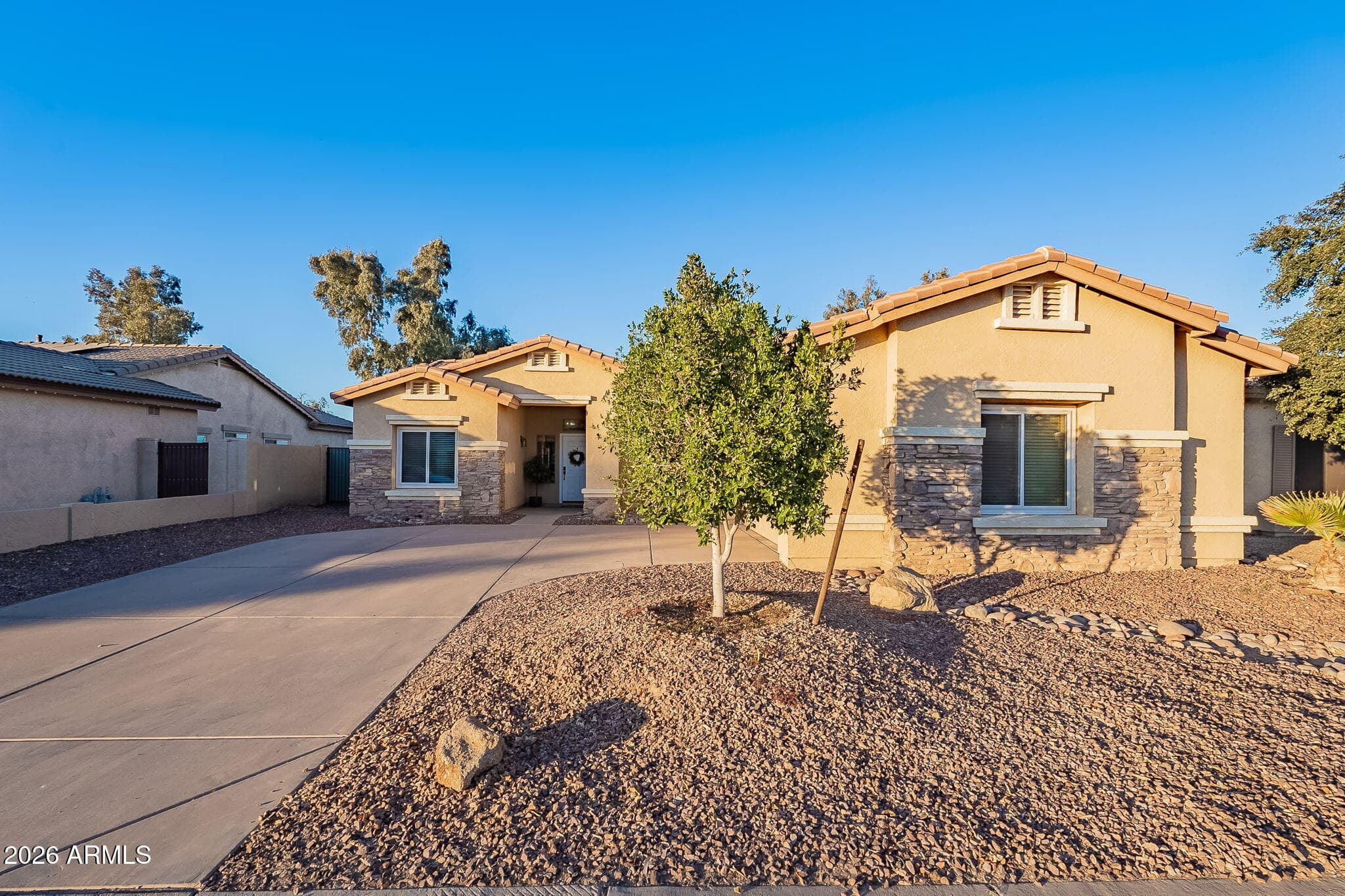 21164 E Lords Way — photo 1