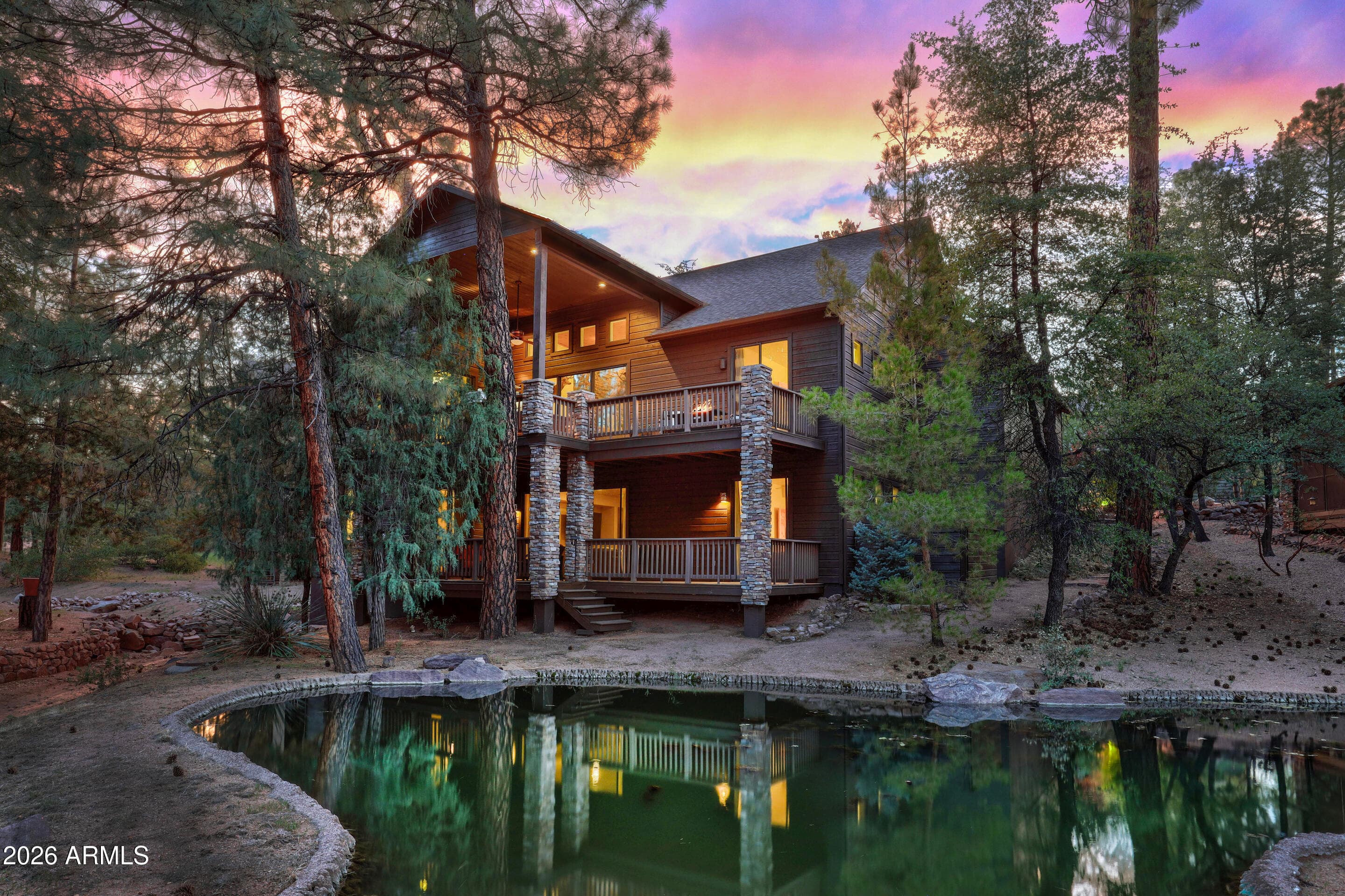 2502 E Pine Island Ln — photo 1