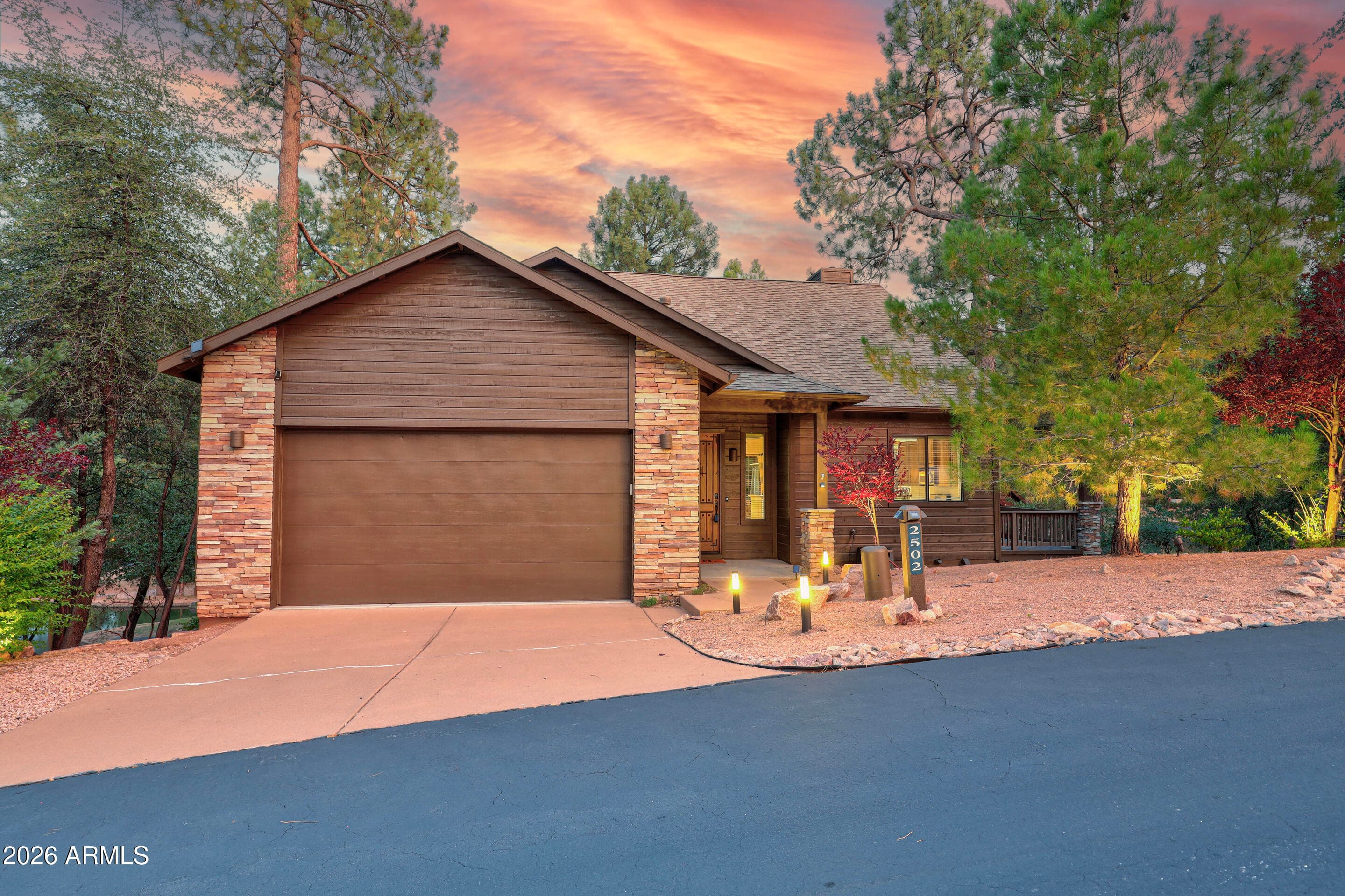 2502 E Pine Island Ln — photo 2